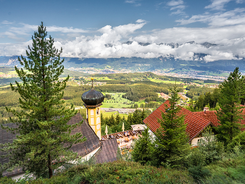 Die Erweiterung rund um den Patscherkofel hält viele neue Hüttenrouten bereit, allein fünf verschiedene Wege nach Heiligwasser sind in der Web-Applikation verzeichnet.