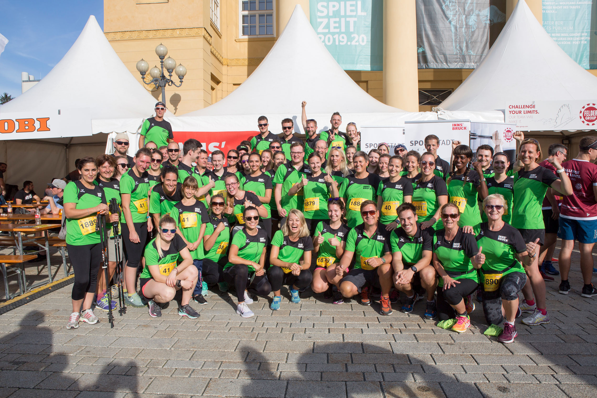 Beim Tiroler Firmenlauf 2019 beteiligten sich 21 Teams des Innsbrucker Stadtmagistrats. Als bestes Team in der Wertung "Running" platzierte sich "Stadtmagistrat 18" mit Elisabeth Meze, Elisabeth Mayr und Chiara Schmiedinger. Das Team "Stadtmagistrat 20" mit Sarah Lindig, Christine Baumann, Ricarda Wallensteiner erzielte die beste Wertung der MagistratlerInnen im Nordic Walking.
Stefan Rotter mit 0:23:06,45 und Chiara Schmiedinger mit 0:23:22,47 waren die schnellste TeilnehmerInnen aus dem Stadtmagistrat im "Running" und Sarah Lindig mit 0:37:08,14 die schnellste Walkerin unter den Magistratsangestellten.