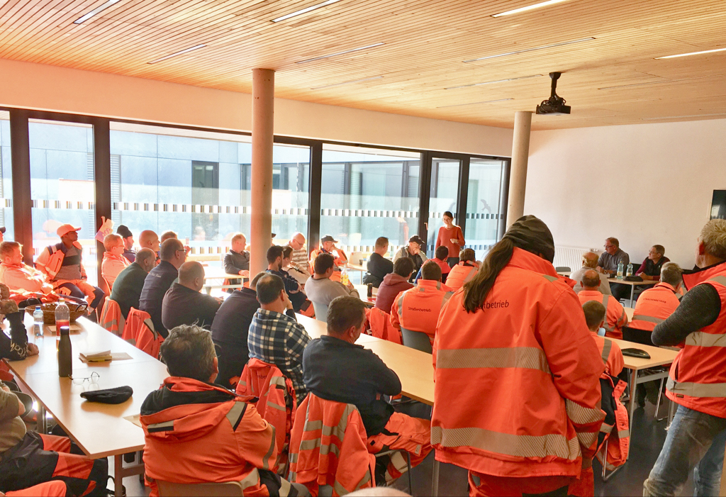 Stadträtin Uschi Schwarzl machte sich vor Ort ein Bild von den Vorbereitungen