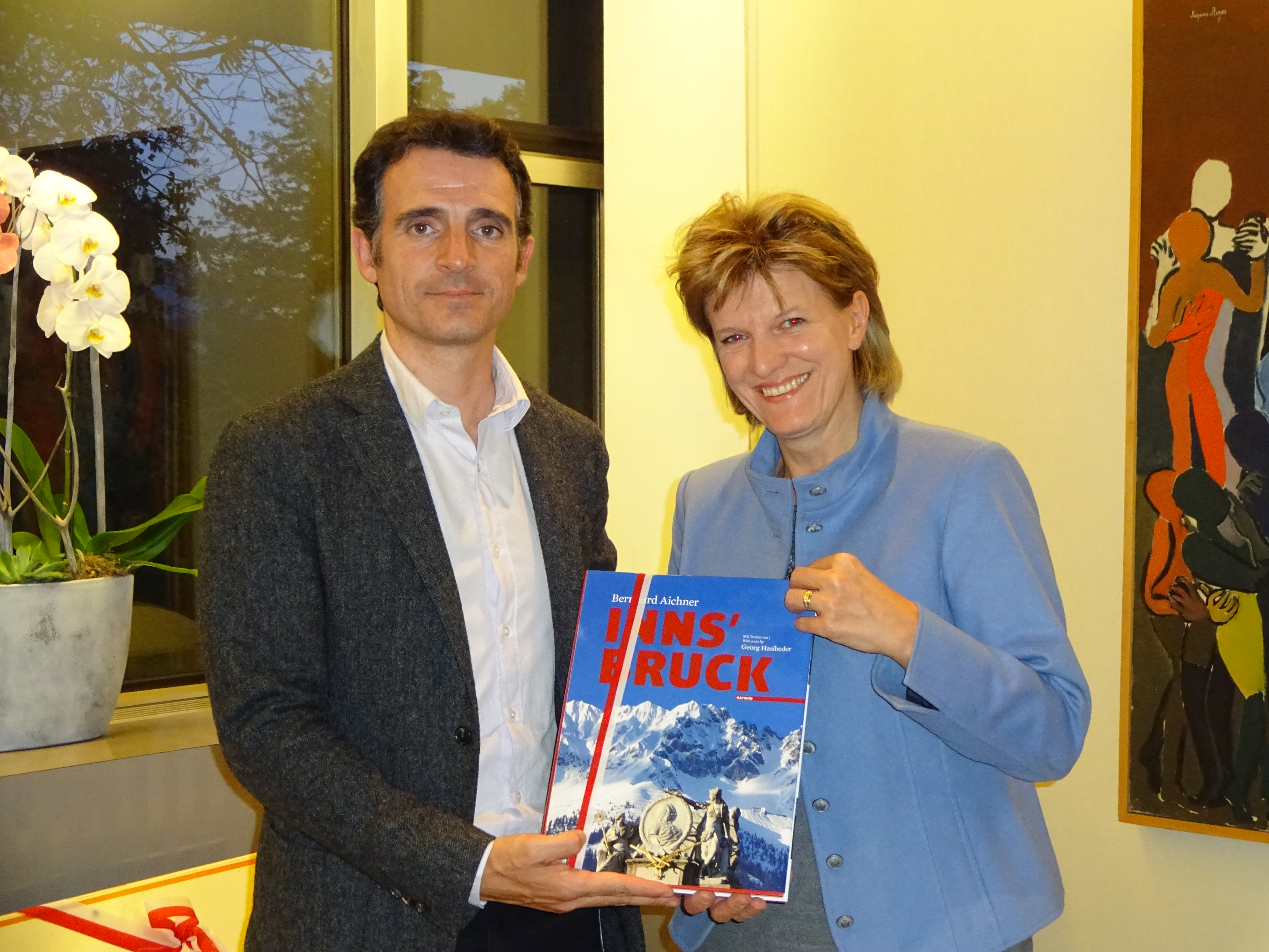 50 Jahre Städtepartnerschaft zwischen Grenoble und Innsbruck: Bürgermeisterin Christine Oppitz-Plörer, Vizebürgermeisterin  Sonja Pitscheider, Stadtrat Gerhard Fritz, Stadtrat Franz Gruber sowie einige GemeinderätInnen besuchten die Partnerstadt in Frankreich vom 08. bis 10. Oktober. Empfangen wurde die Innsbrucker Delegation von Bürgermeister Eric Piolle und François Langlois (Direction Général des Services).