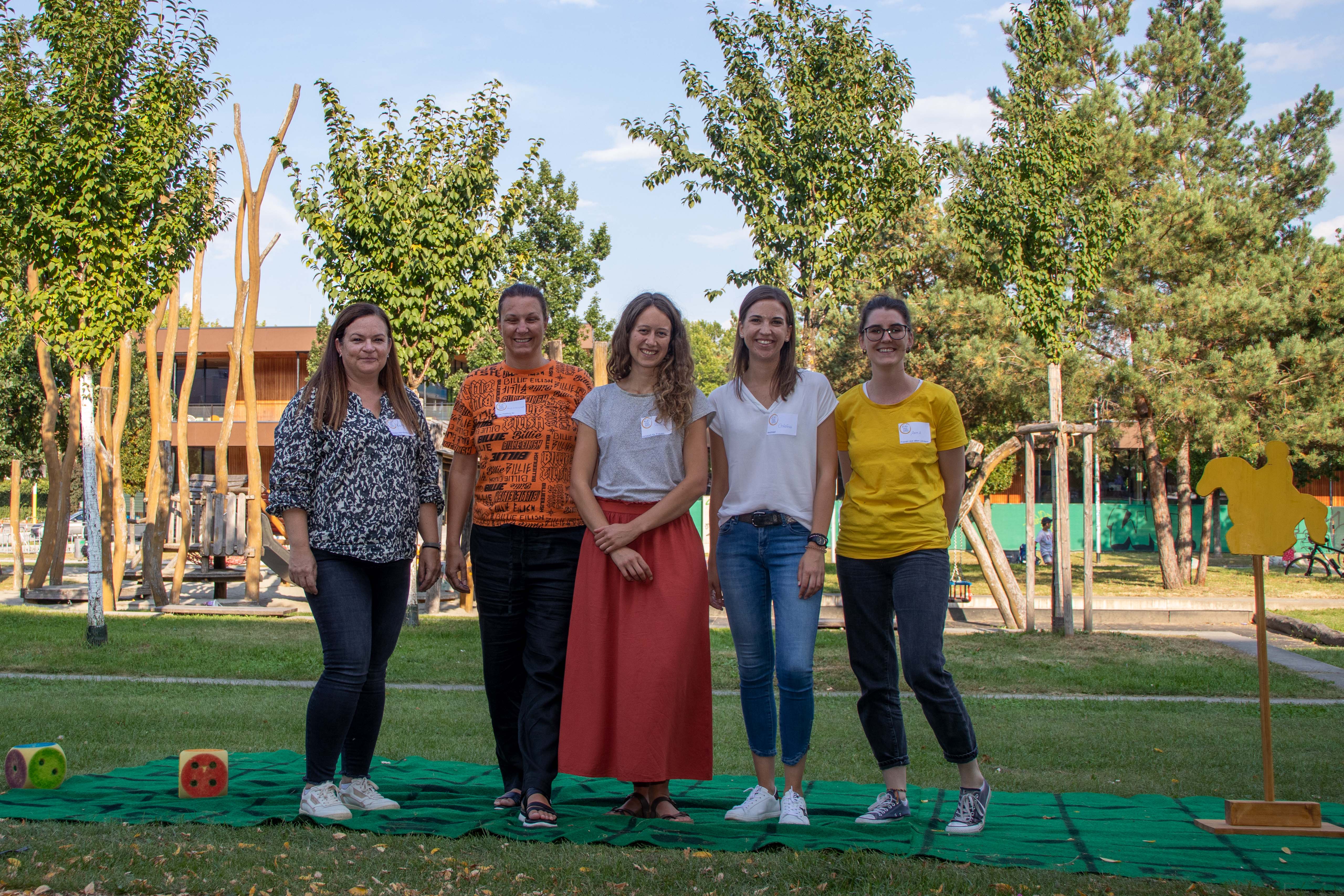 Die Beraterinnen des Netzwerks FIFI unterstützen Familien mit kompetenter und einfühlsamer Beratung.