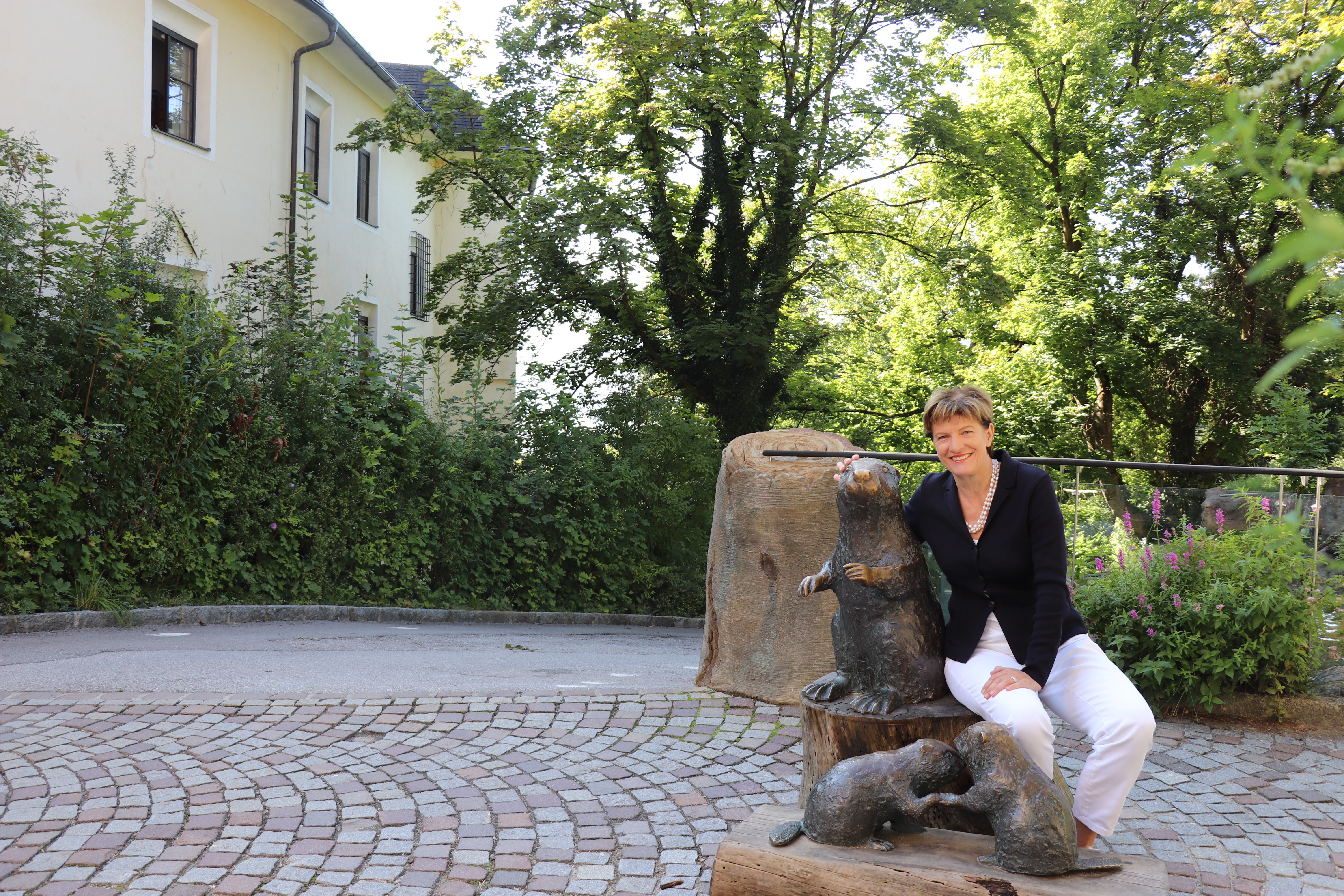 Der Alpenzoo ist einer der Lieblingsorte in der Stadt für Stadträtin Oppitz-Plörer. Als Vizepräsidentin des Vereins Alpenzoo Innsbruck liegt ihr der Zoo, der vor allem bei Familien beliebt ist, besonders am Herzen.