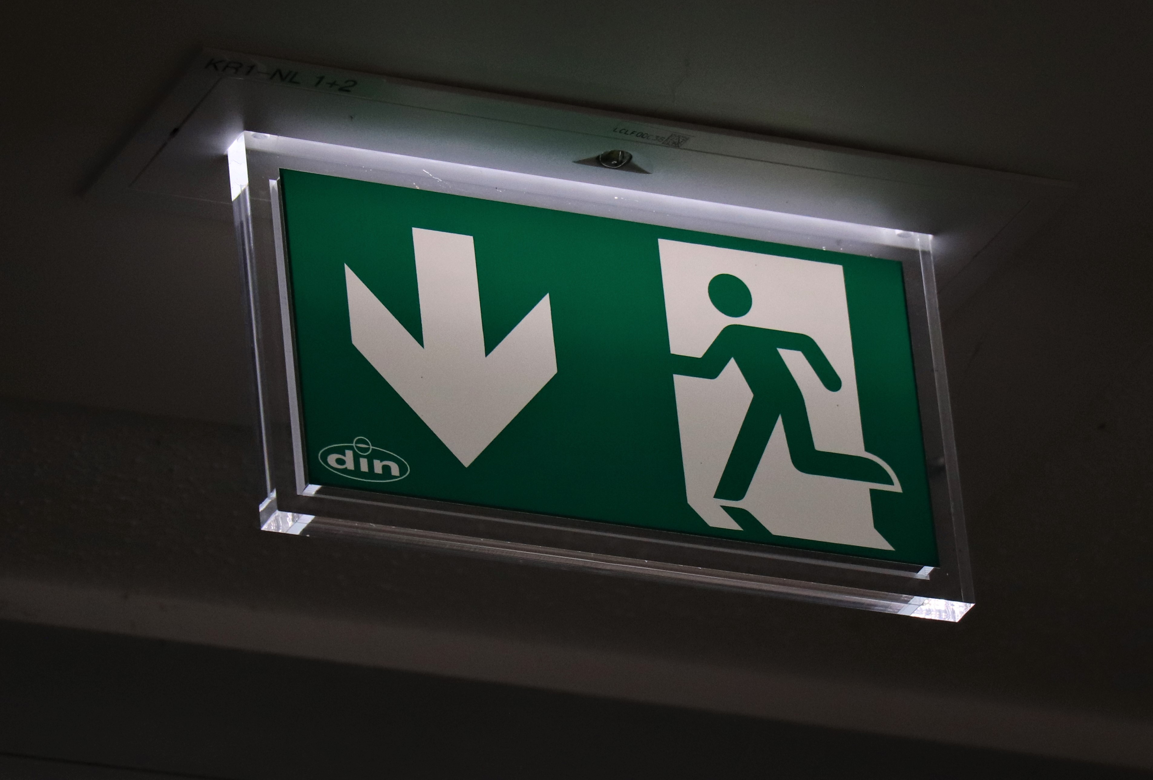 Mögliche Fluchtwege schon vorab zu kennen, gibt Sicherheit im Ernstfall.