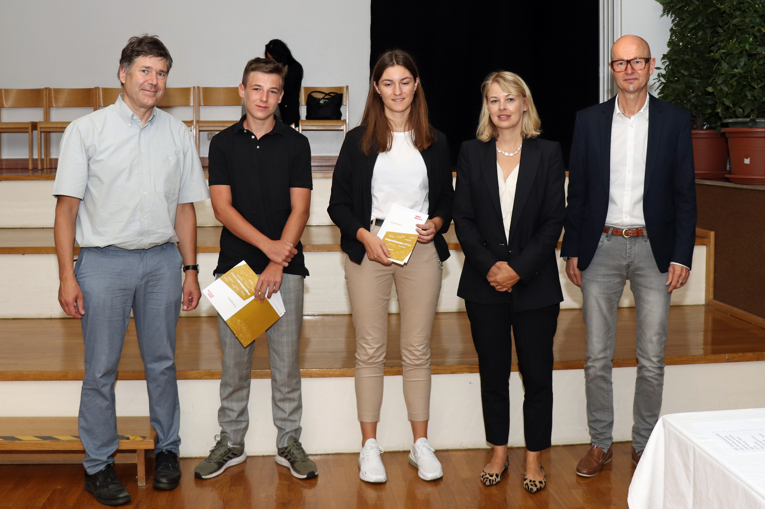 Die SchülerInnen der Mittelschule Pembauerstraße.