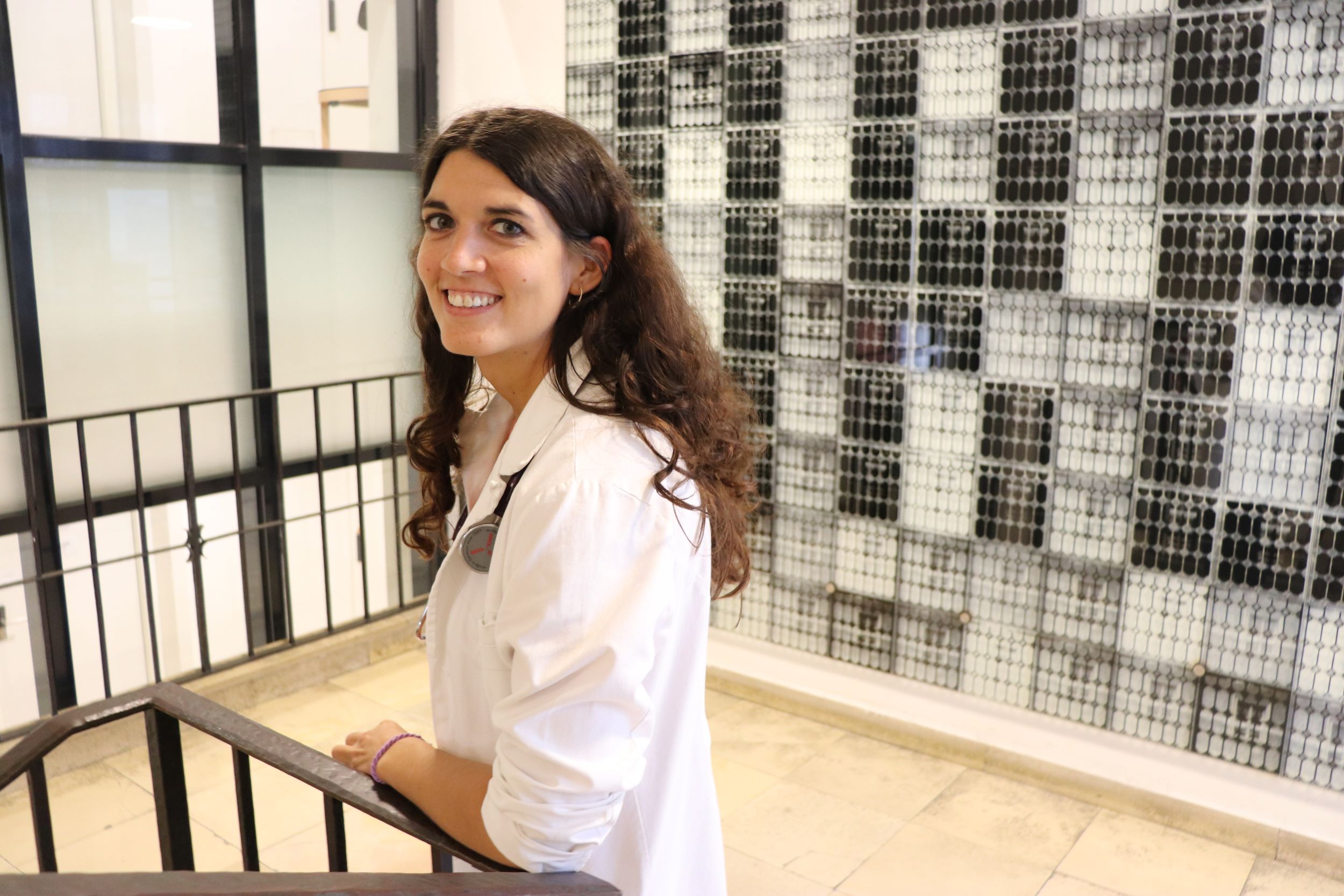 Dr.in Julia Jäger arbeitet seit einem Jahr im Gesundheitsamt der Stadt Innsbruck. Die Allgemeinmedizinerin hat sich für die Stadt entschieden, weil diese flexible Arbeitsmöglichkeiten bietet.