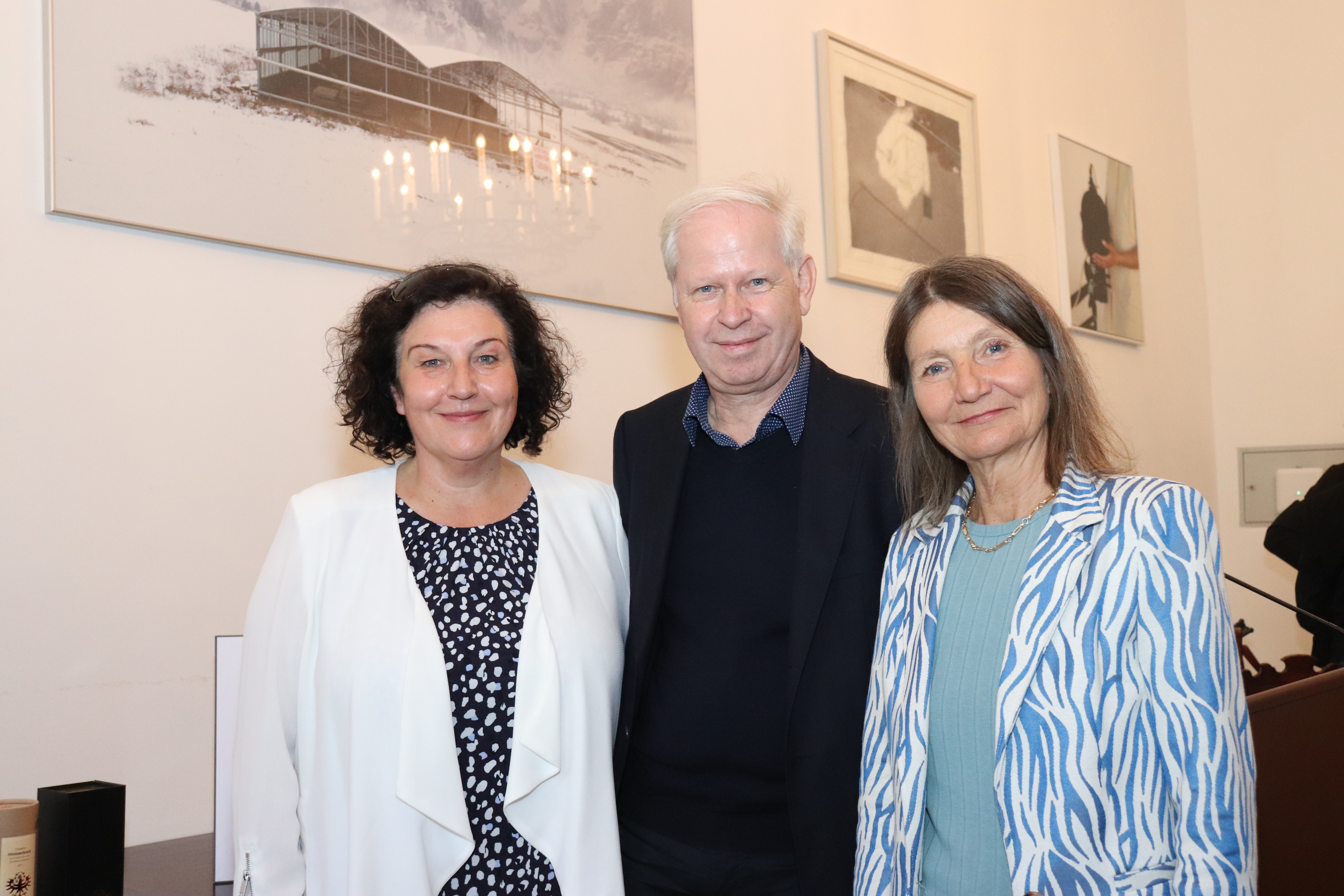 Auch Kulturausschuss-Vorsitzende Irene Heisz gratulierte Franz Baur herzlich.