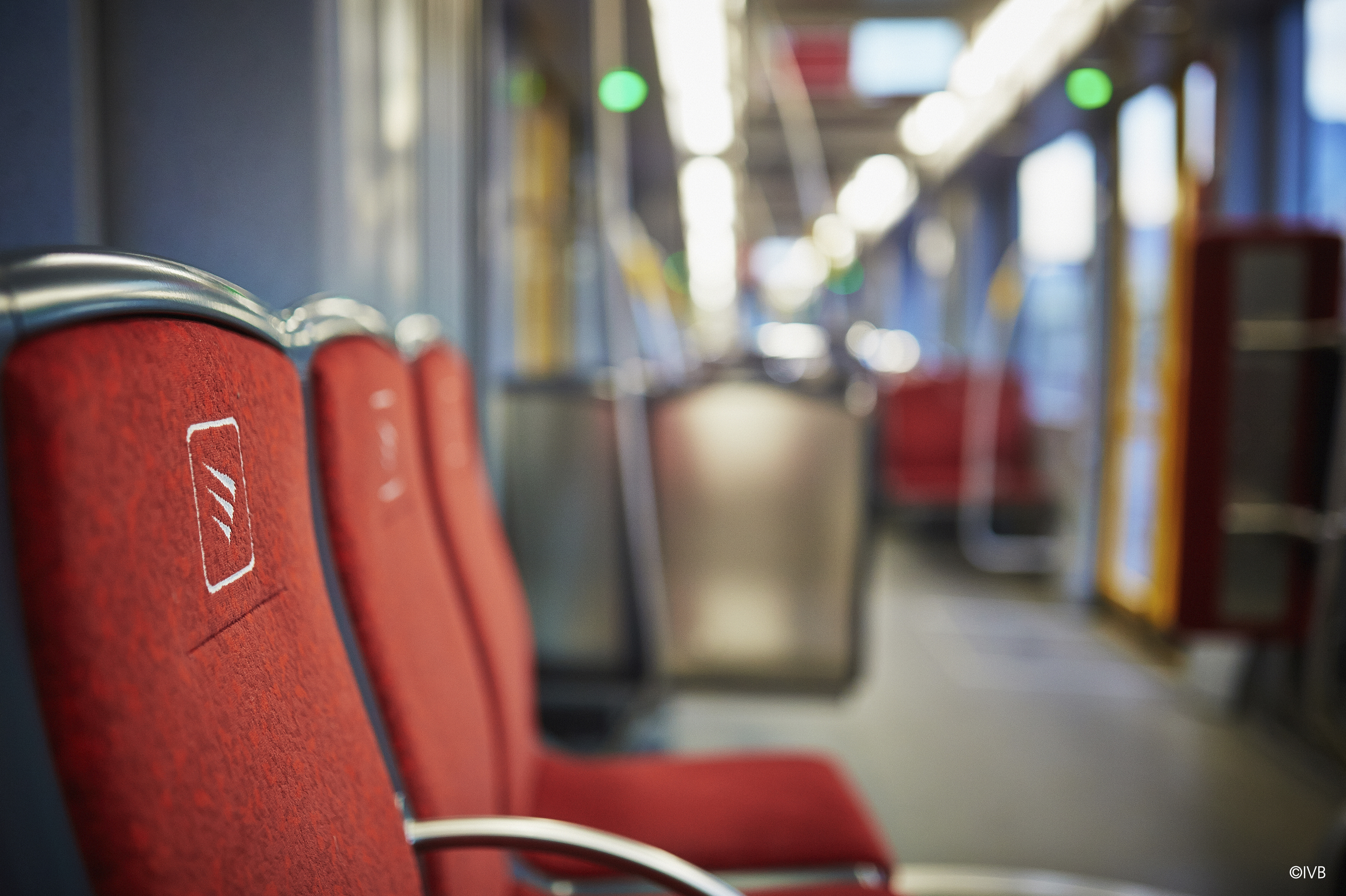 Der gesamte öffentliche Nahverkehr in Tirol inklusive der IVB-Linien in der Kernzone Innsbruck ist in der Silvesternacht gratis.
