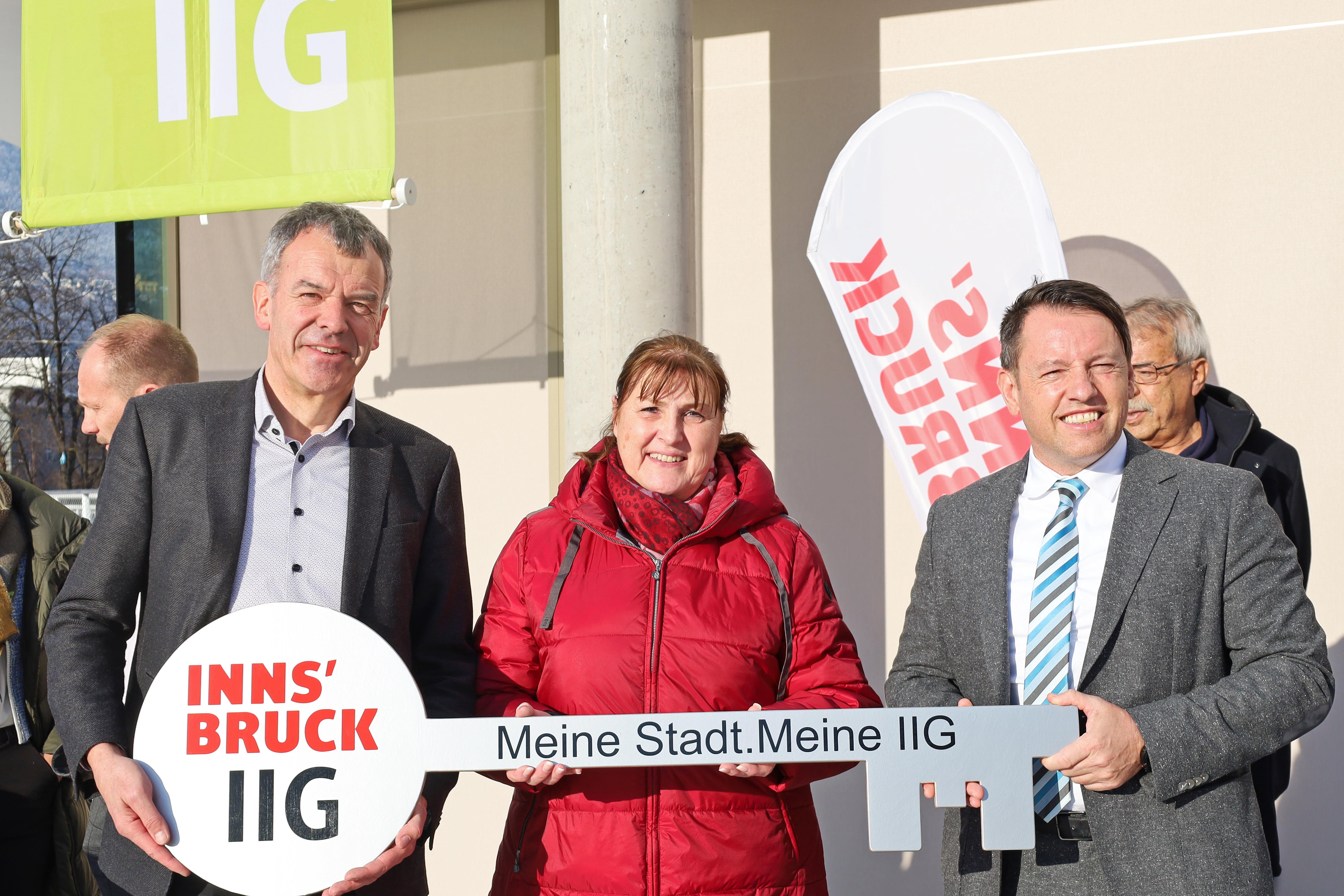 Bürgermeister Georg Willi, Christine Kurz (Leitung ISD-SeniorInnenwohnen) und IIG-Geschäftsführer Franz Danler.