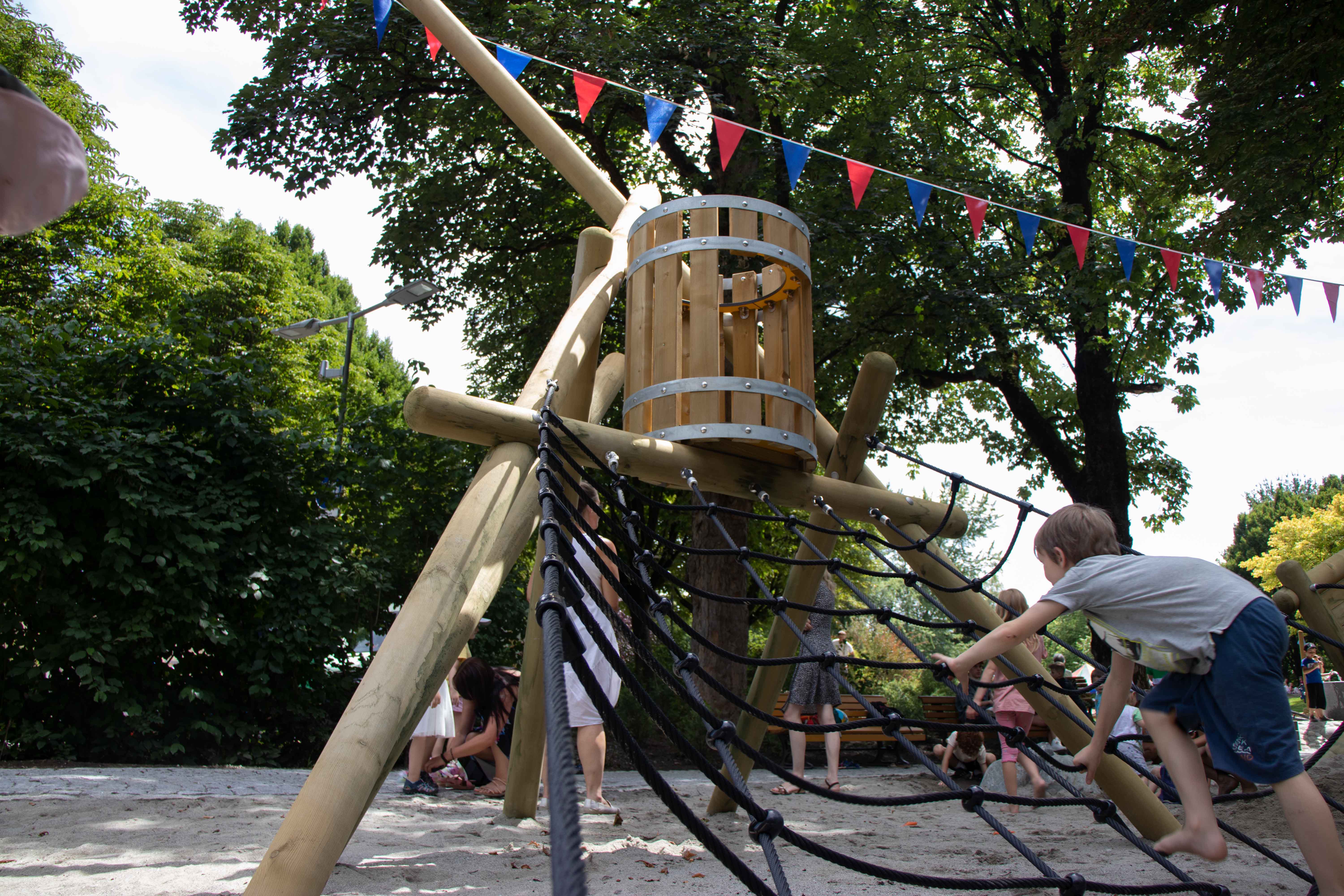 Piraten ahoi: Der Spielplatz im Rapoldipark wurde 2022 fertiggestellt. In die Planung der Spielplätze fließen Vorschläge der BürgerInnen ein.