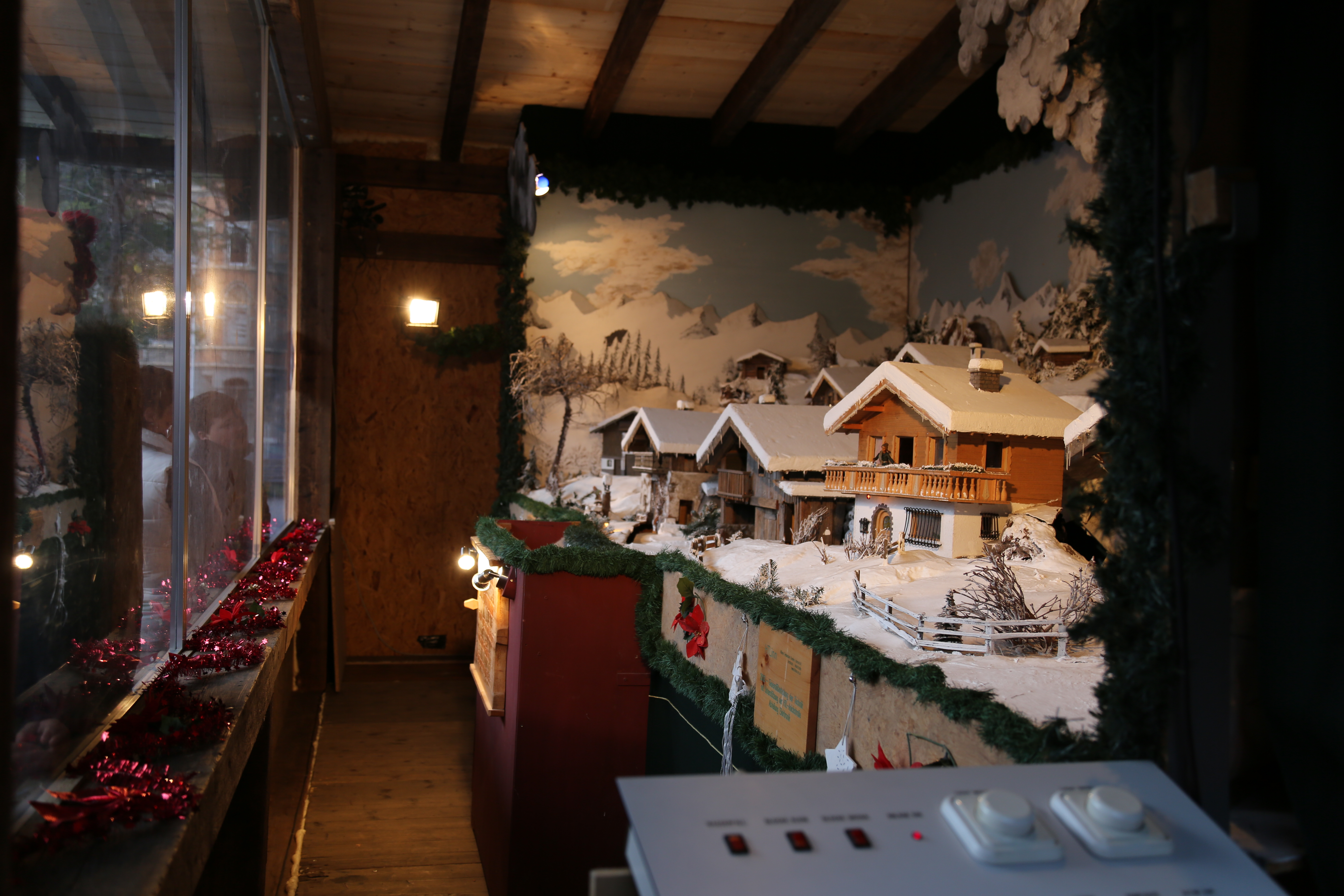 Die Jaufenthaler Krippe erstrahlt wieder in adventlichem Glanz.