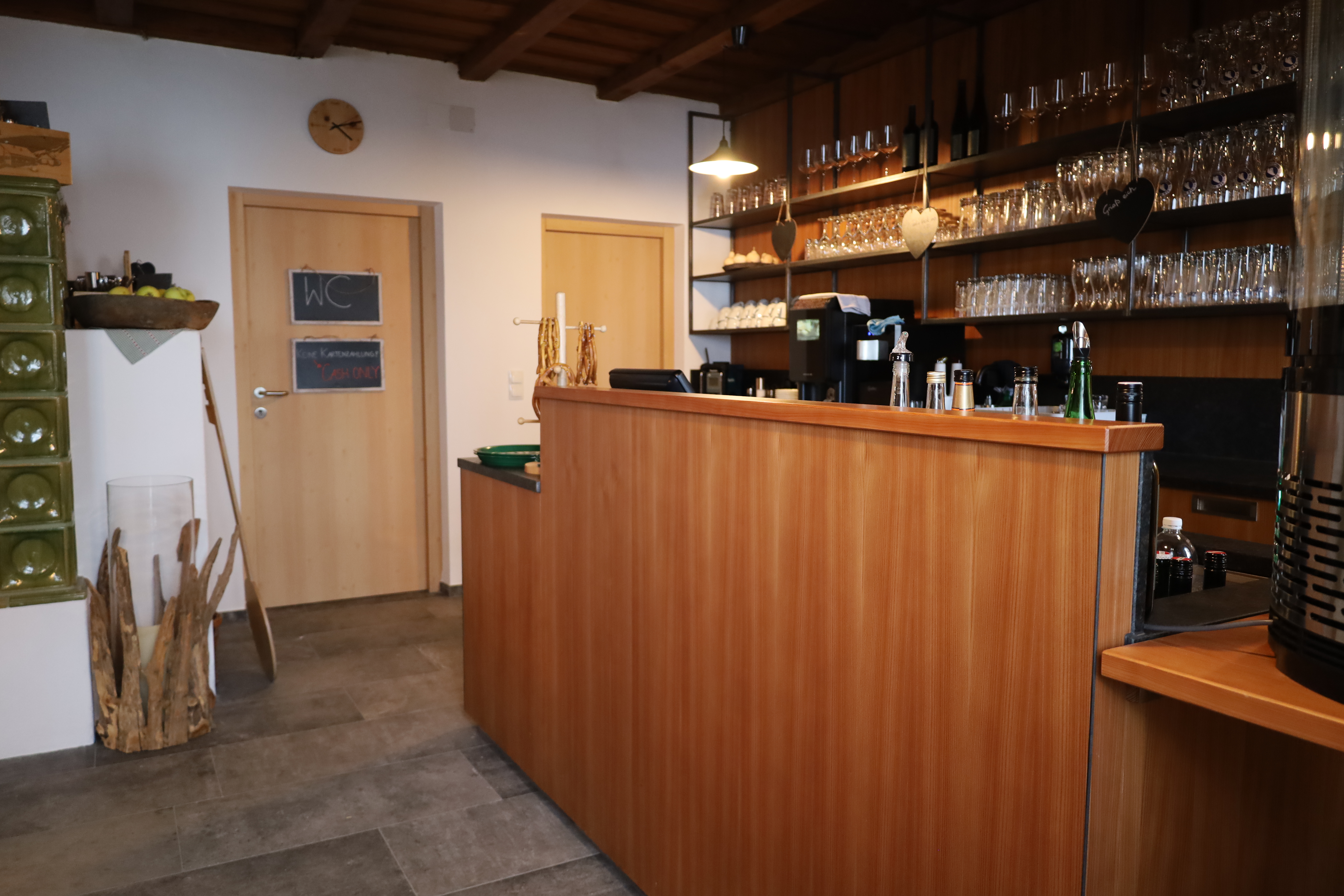 Auch der Barbereich wurde neu gestaltet.