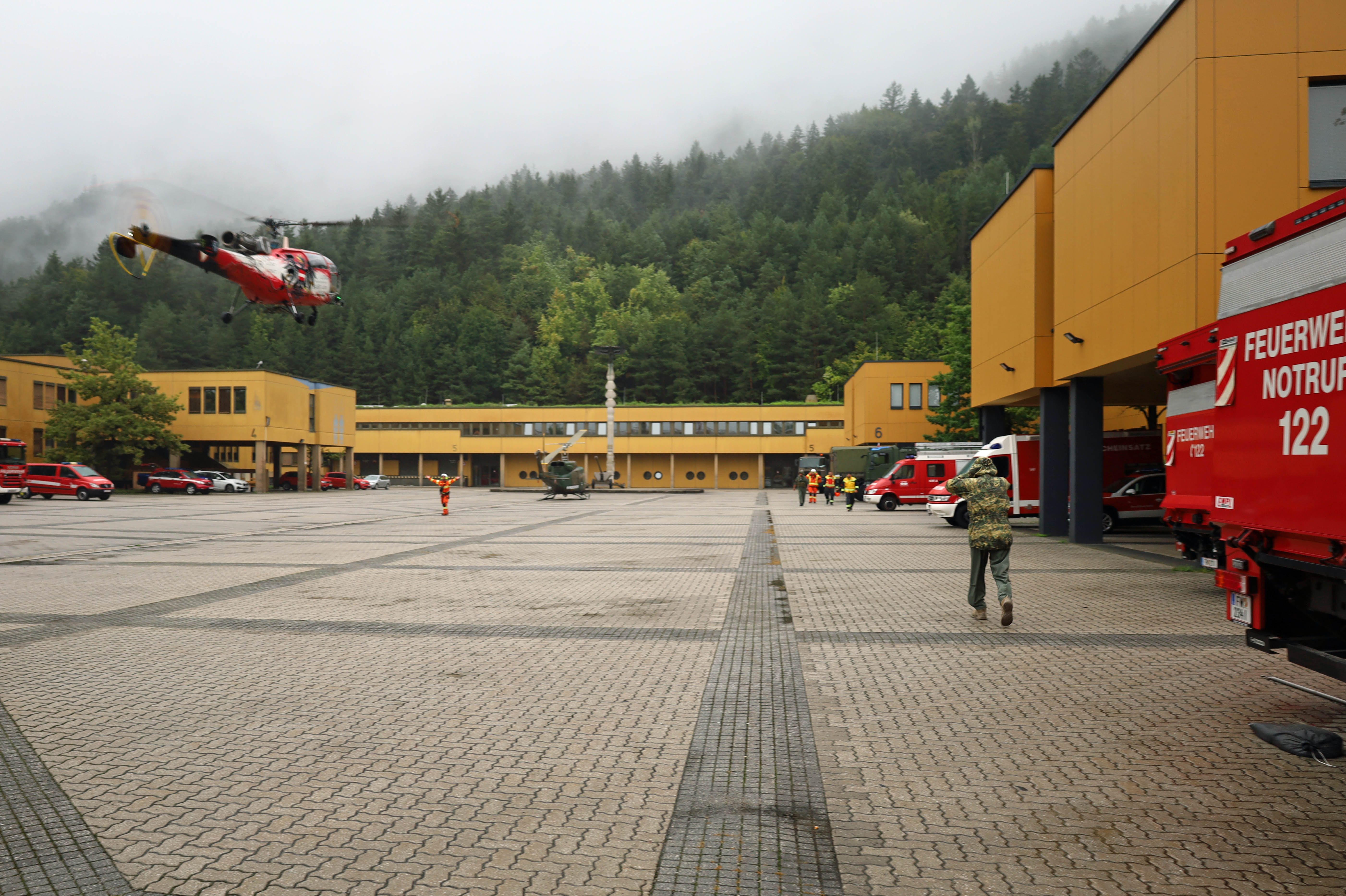 Im Fokus der Szenarien stand der Einsatz von Hubschraubern, die vom Bundesheer bereitgestellt wurden.