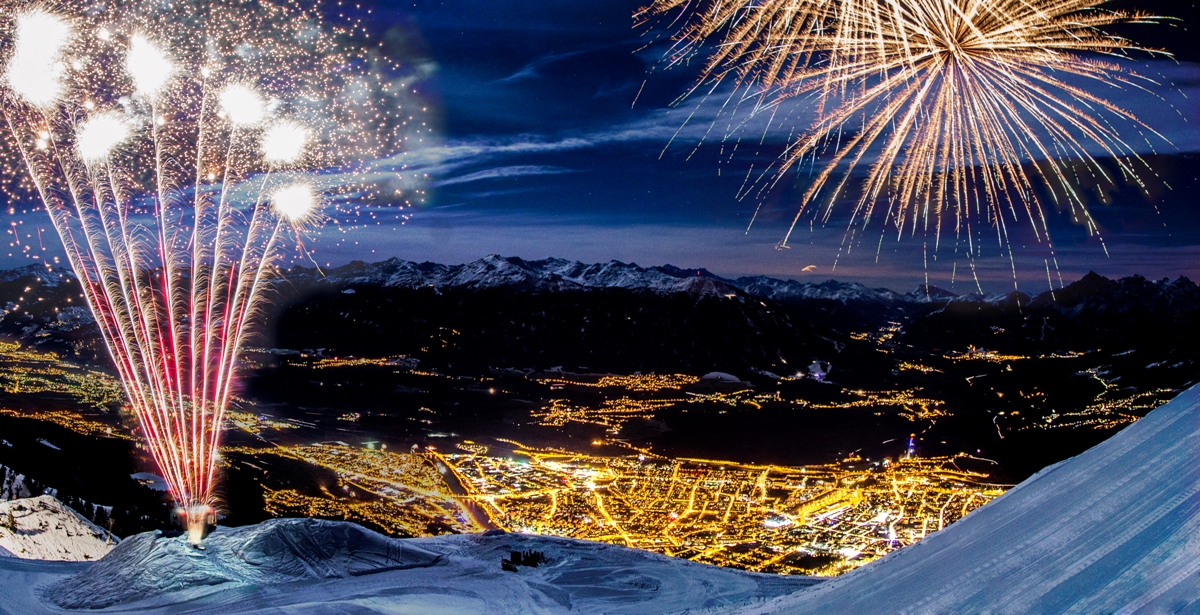 Das Innsbrucker Bergsilvester sorgt auch in diesem Jahr wieder für beeindruckende Feuerwerkseffekte.