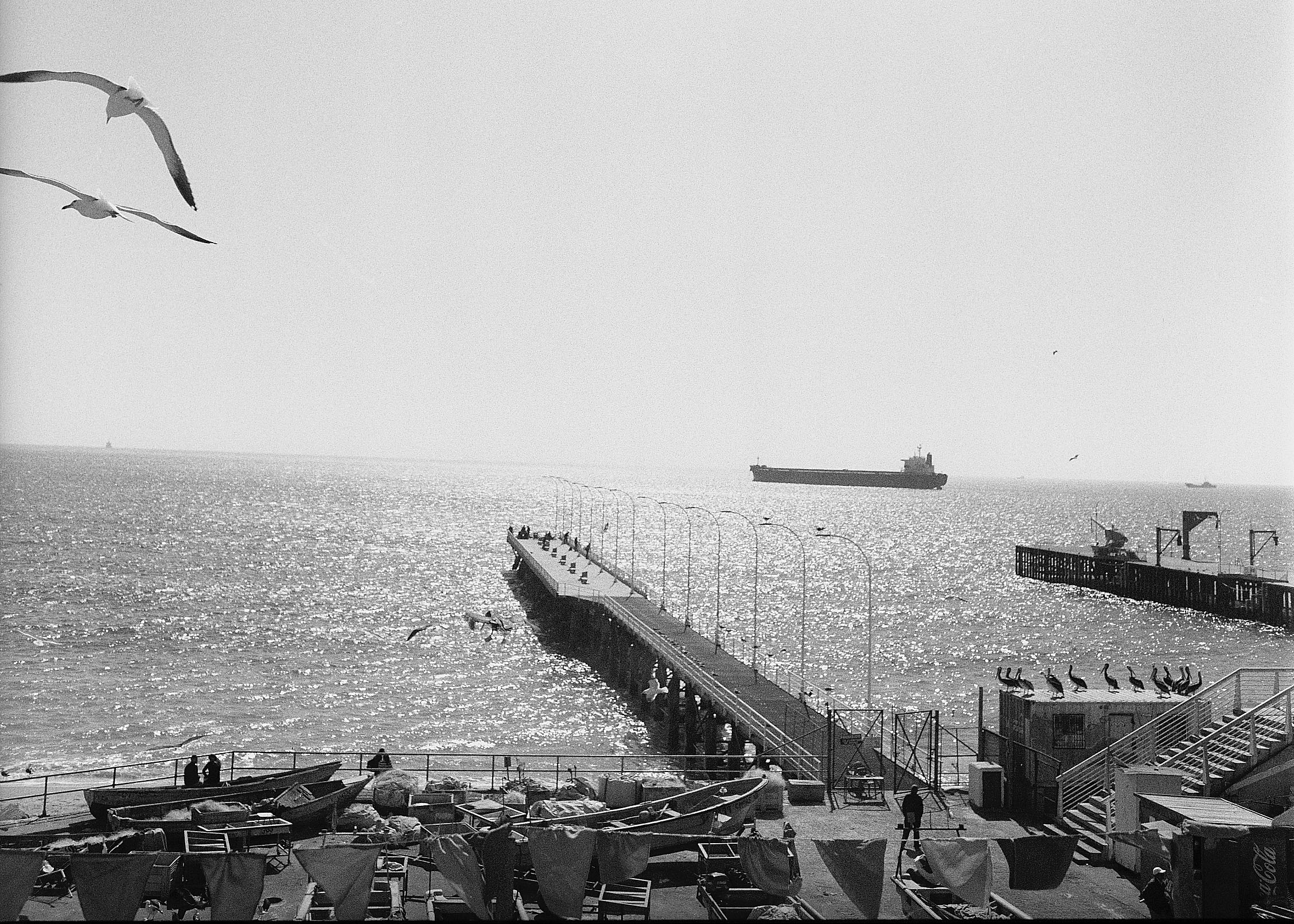 Die Fotoausstellung „ARGO. A LOGBOOK“ von Zita Oberwalder basiert auf einem Buchprojekt der Künstlerin. Zu sehen in der Plattform 6020 von 4. April bis 25. Mai (im Bild: "Valparaiso", Ausschnitt).