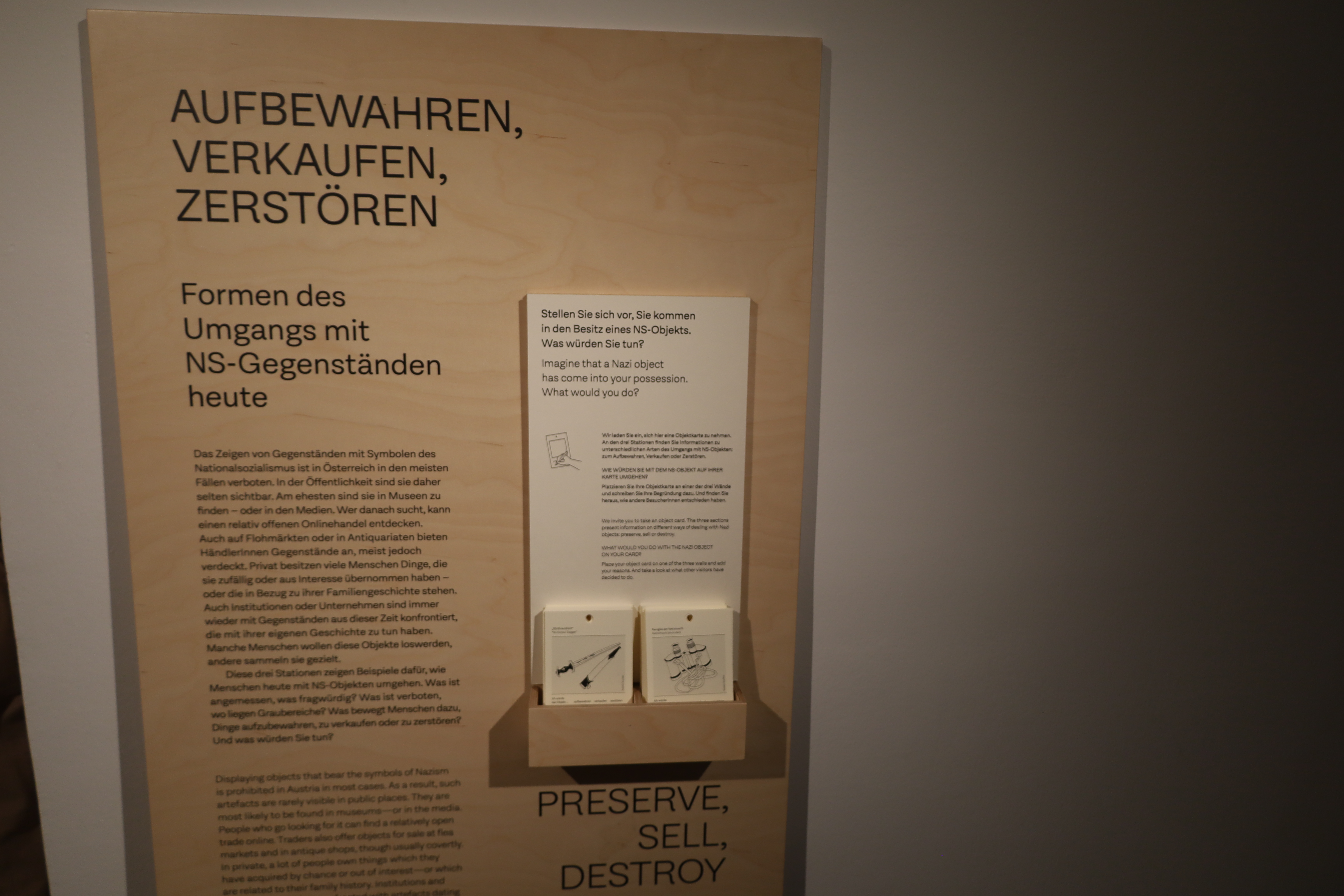 Am Donnerstag, 25. April, findet ein Symposium zur Erinnerungskultur in Tirol statt. Bis 3. Mai geht das Stadtarchiv der Frage nach: Was ist Erinnerung, was Verklärung und was Wiederbetätigung?