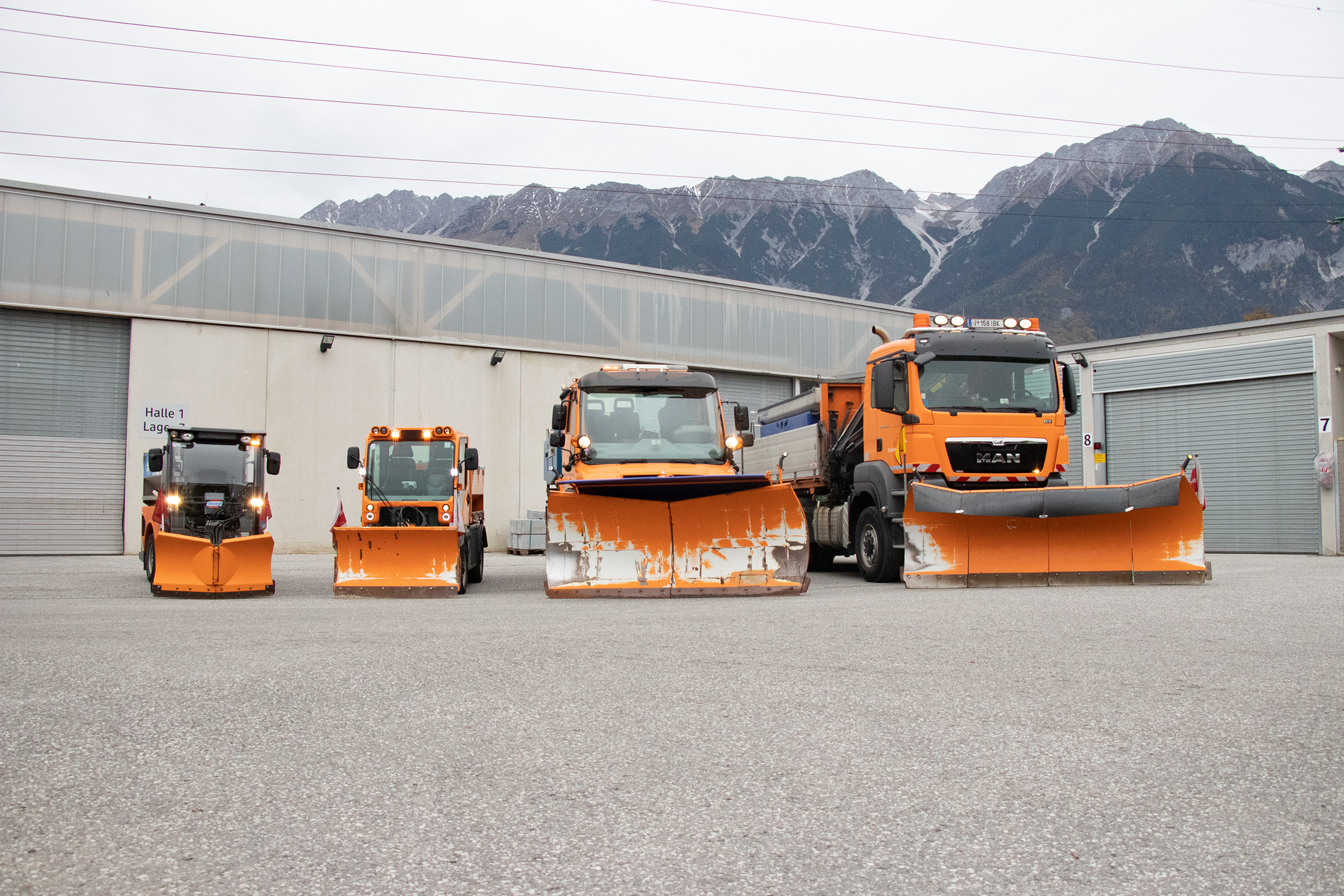 Auch für den heurigen Winter steht das Team des Winterdienstes bereit, um Innsbrucks Straßen vom Schnee zu befreien.