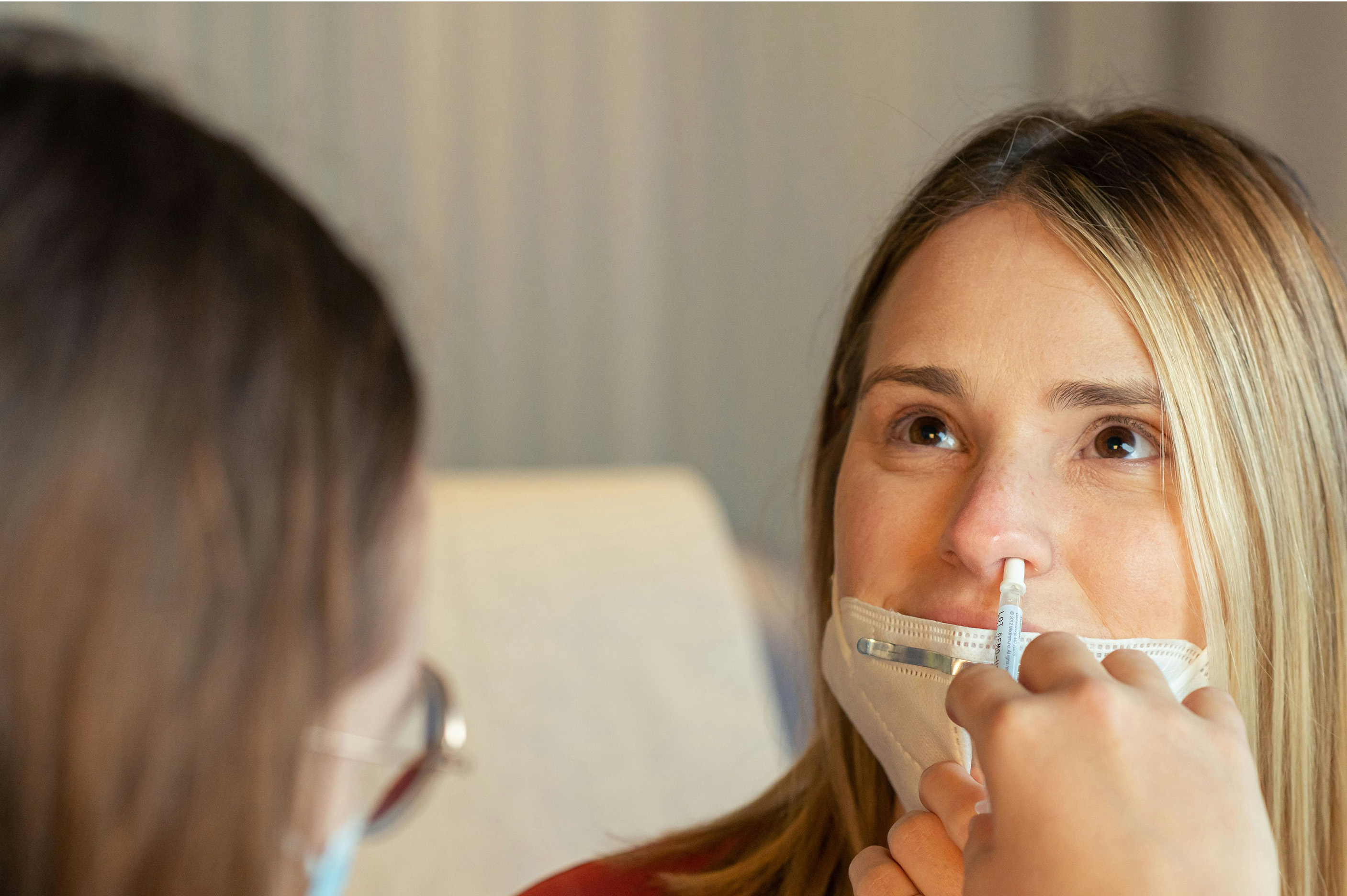 Die Grippe-Impfung kann auch per Nasenspray verabreicht werden (Symbolbild).