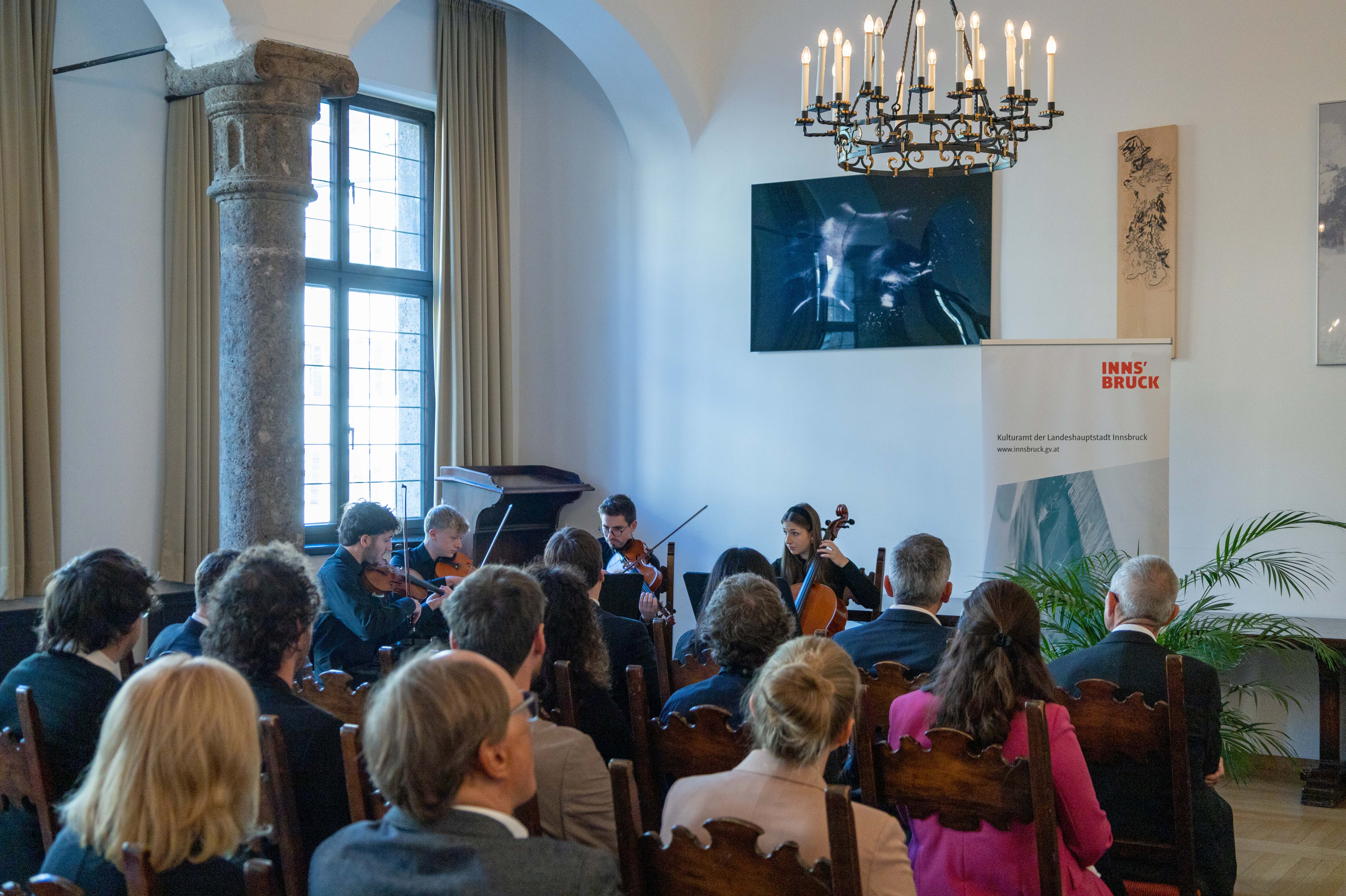 Die Verleihung fand im historischen Bürgersaal statt.