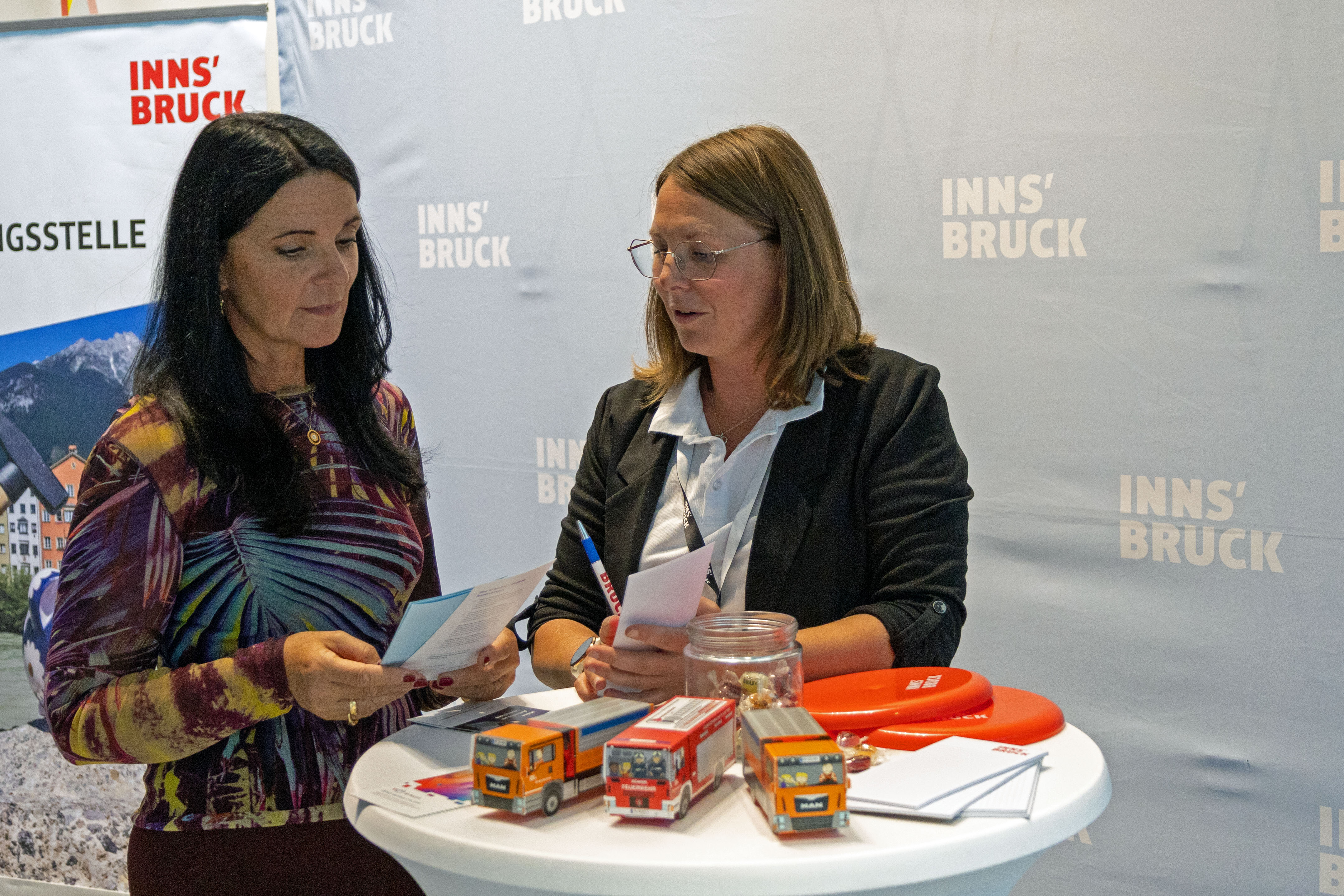 Das Team der städtischen Teuerungsberatung beantwortet alle Fragen rund um Förderungen – im Bürgerservice (RathausGalerien) und bei mobilen Terminen im Stadtgebiet.