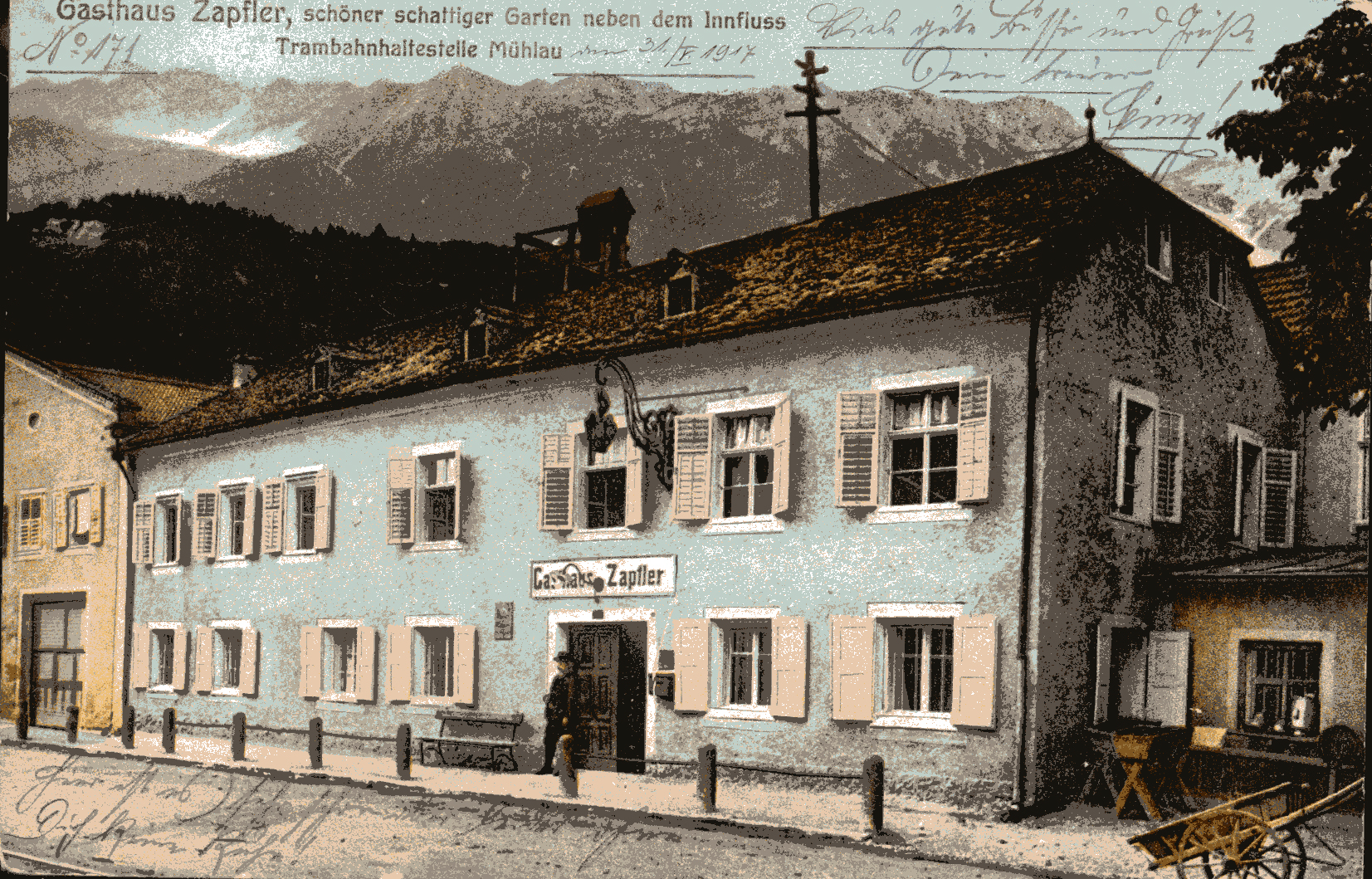 Blick von Süden auf das Gasthaus Zapfler an der heutigen Hallerstraße.
