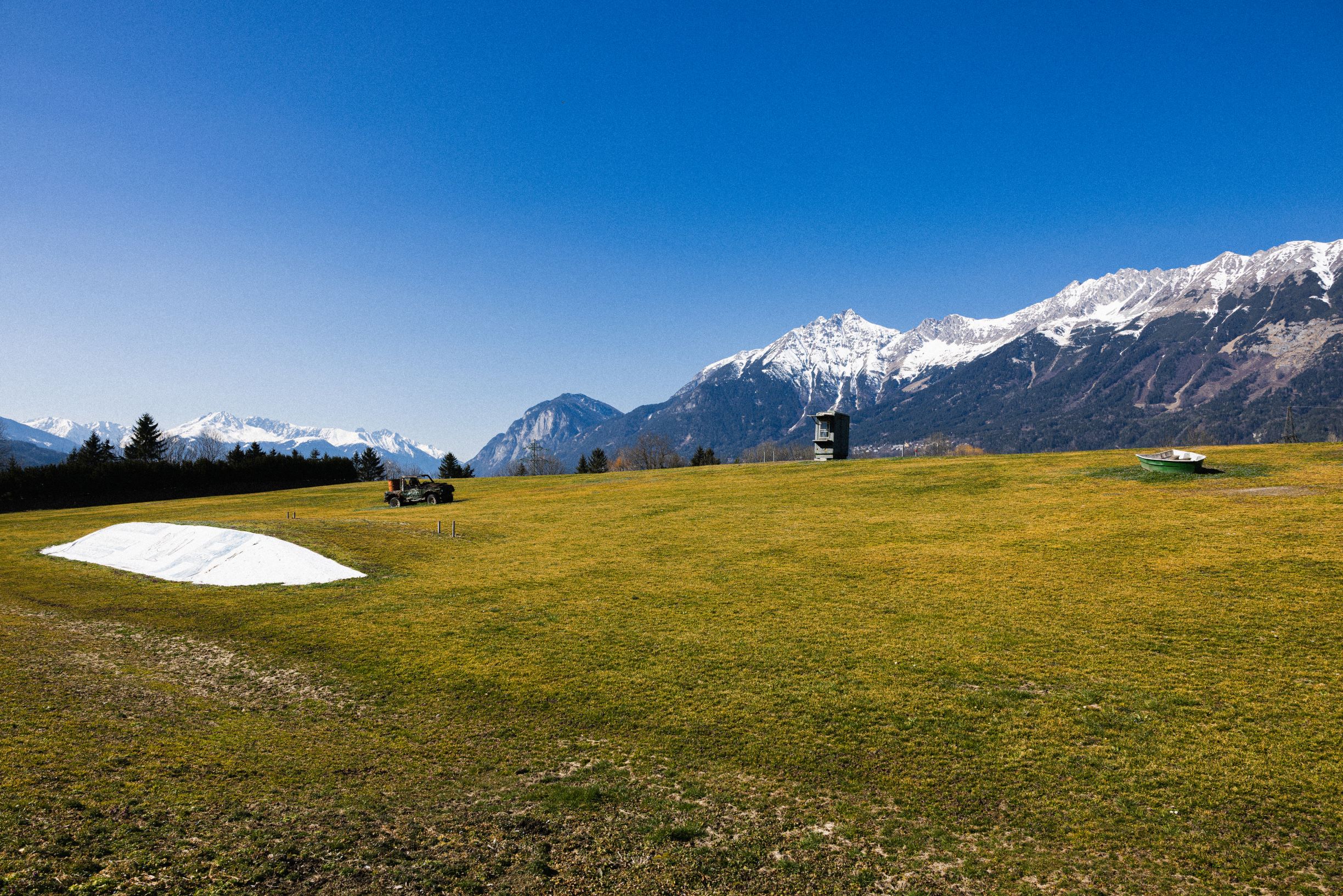 Auf dem früheren Golfabschlagsareal findet im Juli mit „Gabonsa“ die erste Kollaboration zwischen den beiden Kollektiven ganz anders und Bonanza statt