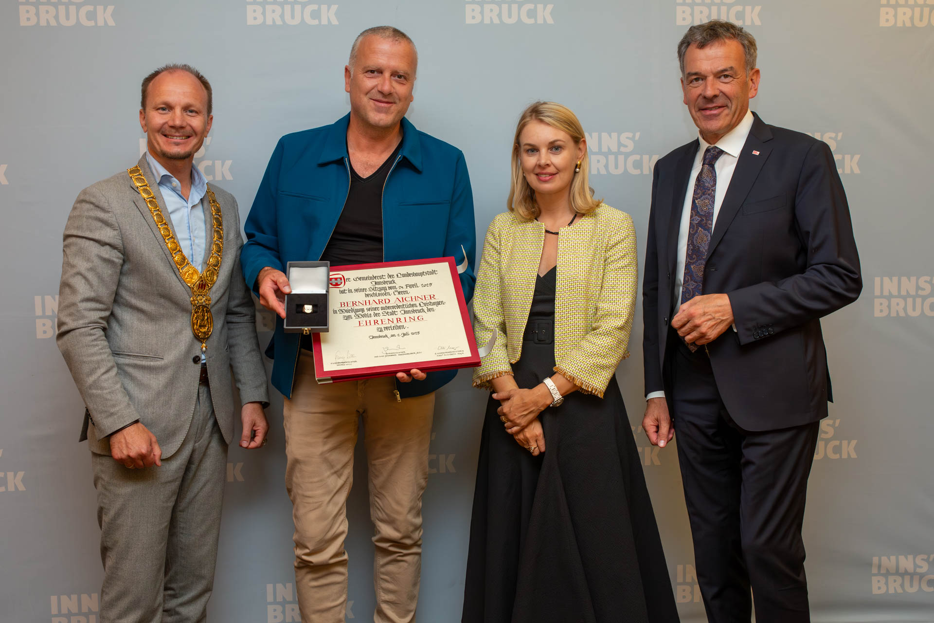 Bürgermeister Johannes Anzengruber, Bernhard Aichner, Vizebürgermeisterin Elisabeth Mayr, Vizebürgermeister Georg Willi.