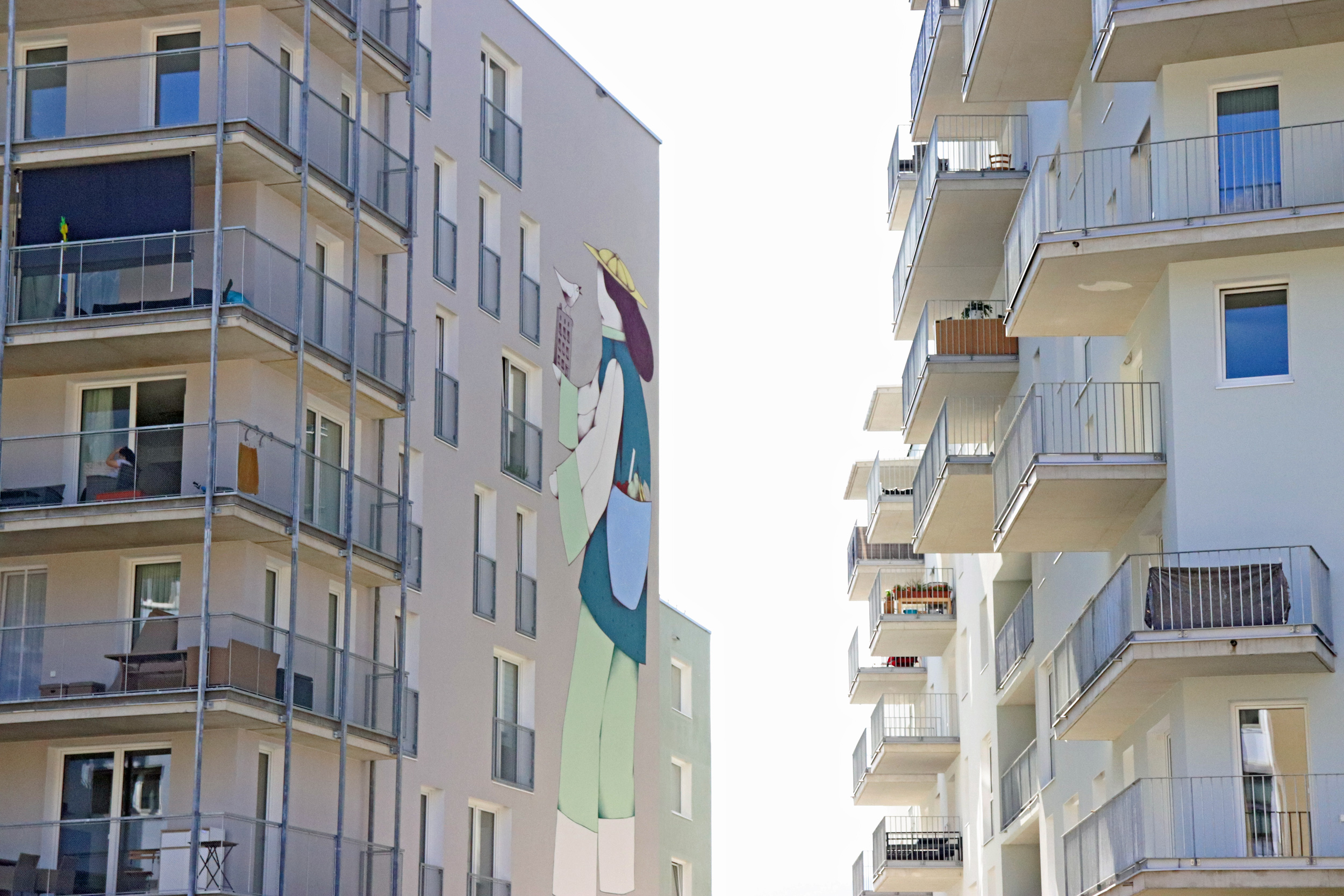 In der Campagne Reichenau findet Wohnen im großen Stil, aber nach einem ausgeklügelten Konzept statt. Im Endausbau stehen 1.000 Wohnungen zur Verfügung. Auch das Freiraumkonzept bietet viele Möglichkeiten im Geviert.