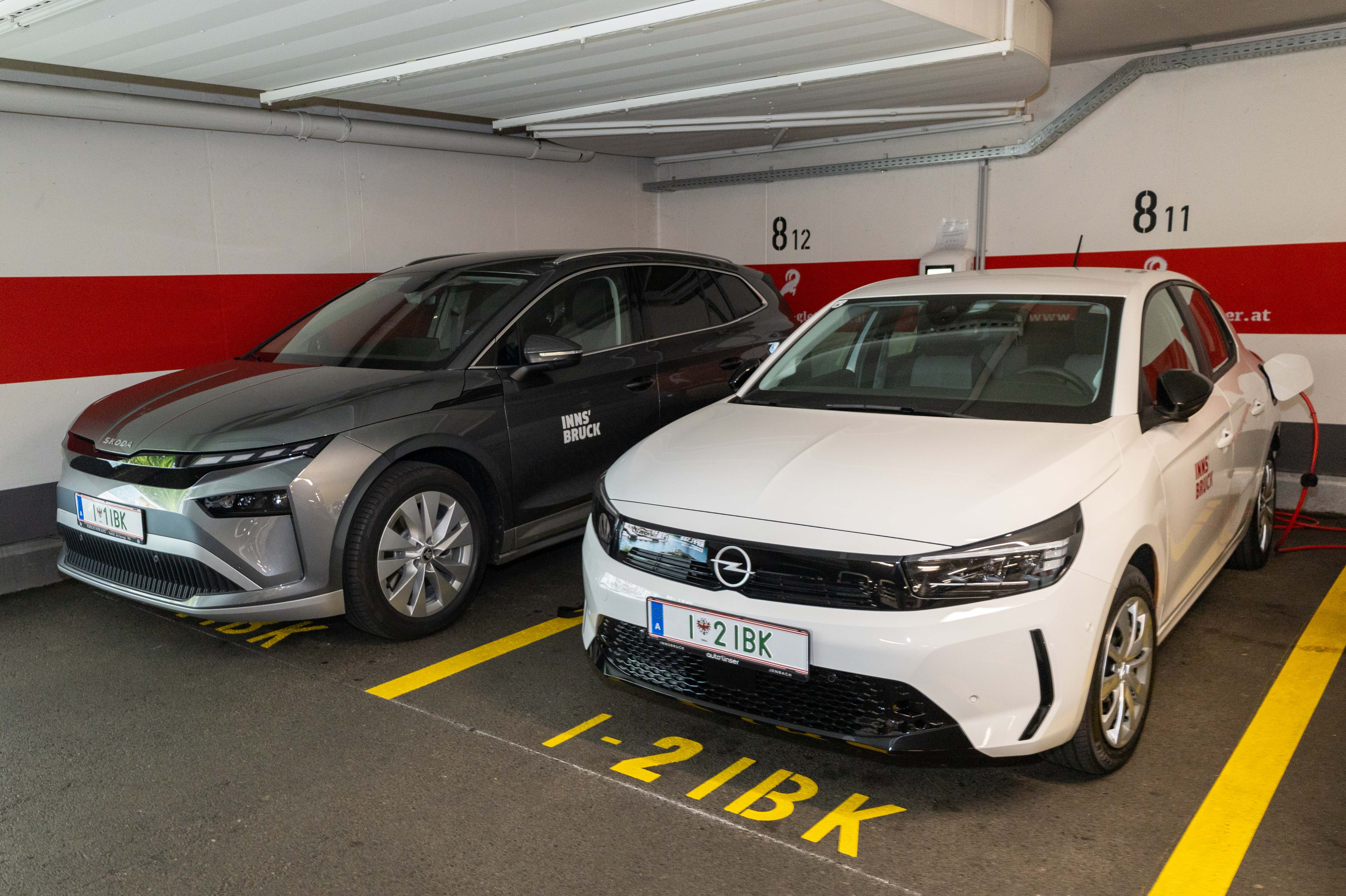 Zwei neue E-Autos sind ab sofort im städtischen Fuhrpark für alle MitarbeiterInnen während der Dienstzeit verfügbar. Die Buchung der Fahrzeuge erfolgt über die städtische Terminvergabesoftware E-Termin.