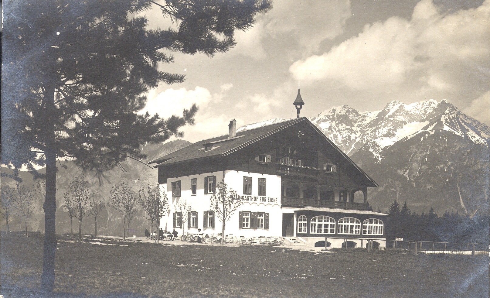 Wald-Gasthof Zur Eiche (= Eichhof). Postkarte nach 1919