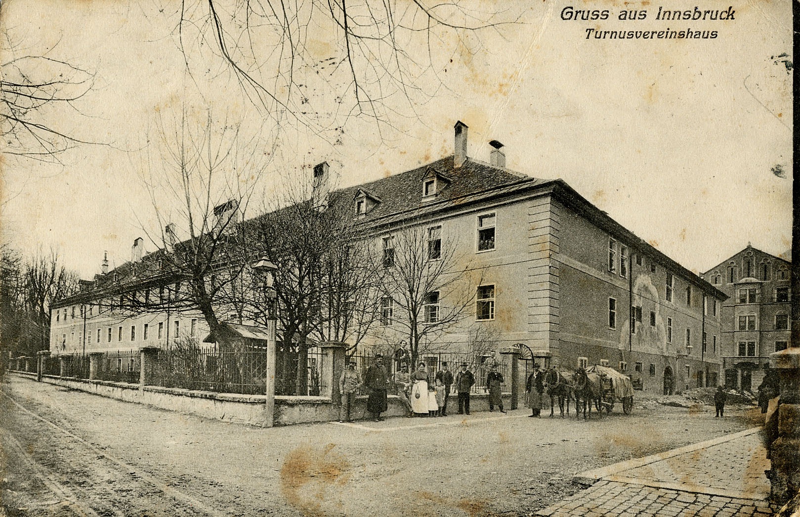 Blick von der Innpromenade auf das Turnusvereinshaus. Postkarte 1912