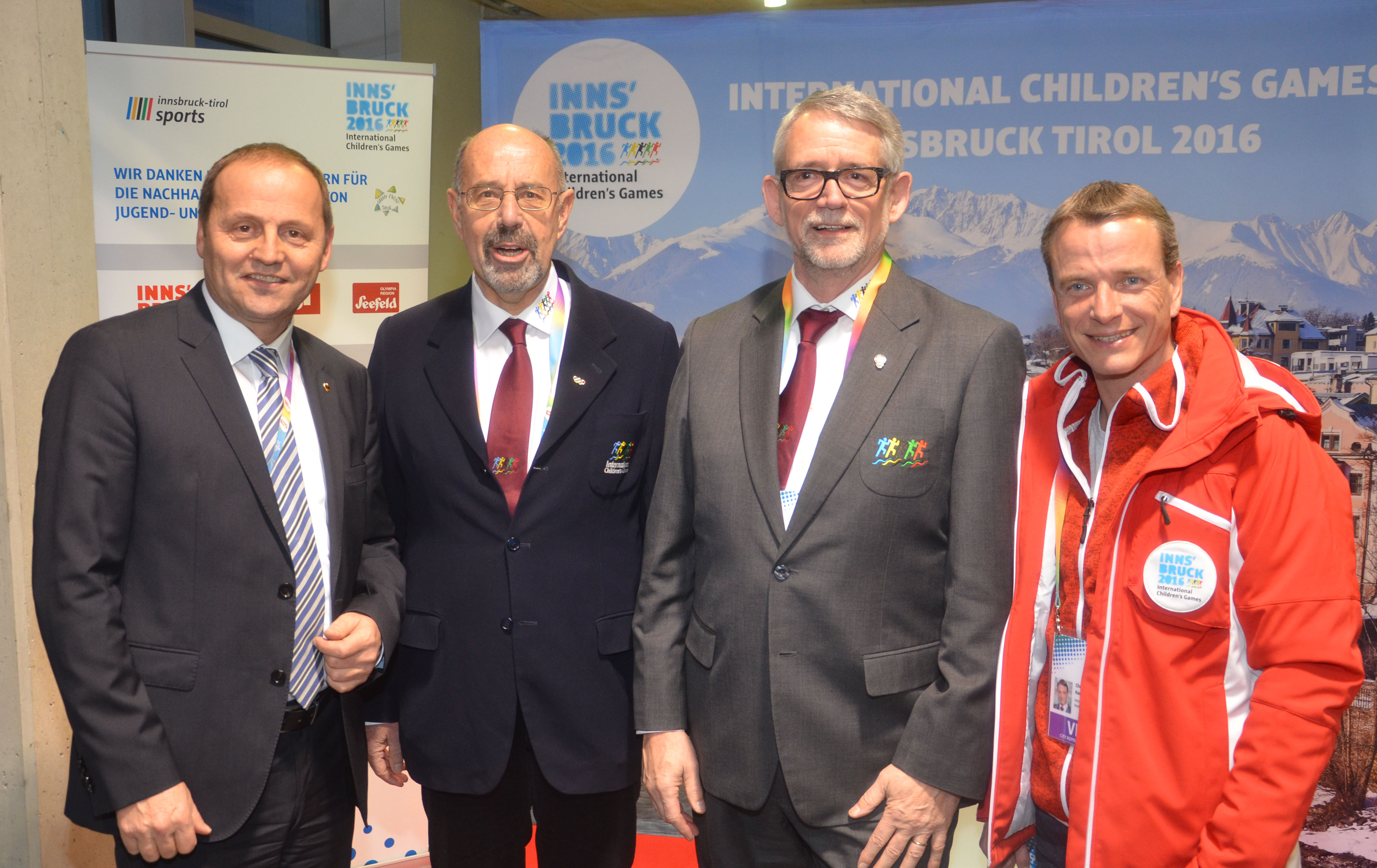 Auch Vizebürgermeister und Sportreferent Christoph Kaufmann (r.) begrüßte mit Landeshauptmannstellvertreter Josef Geisler (l.) die beiden Vertreter des ICG-Komitees (Rasch 2.v.l., Smith 2.v.r.).