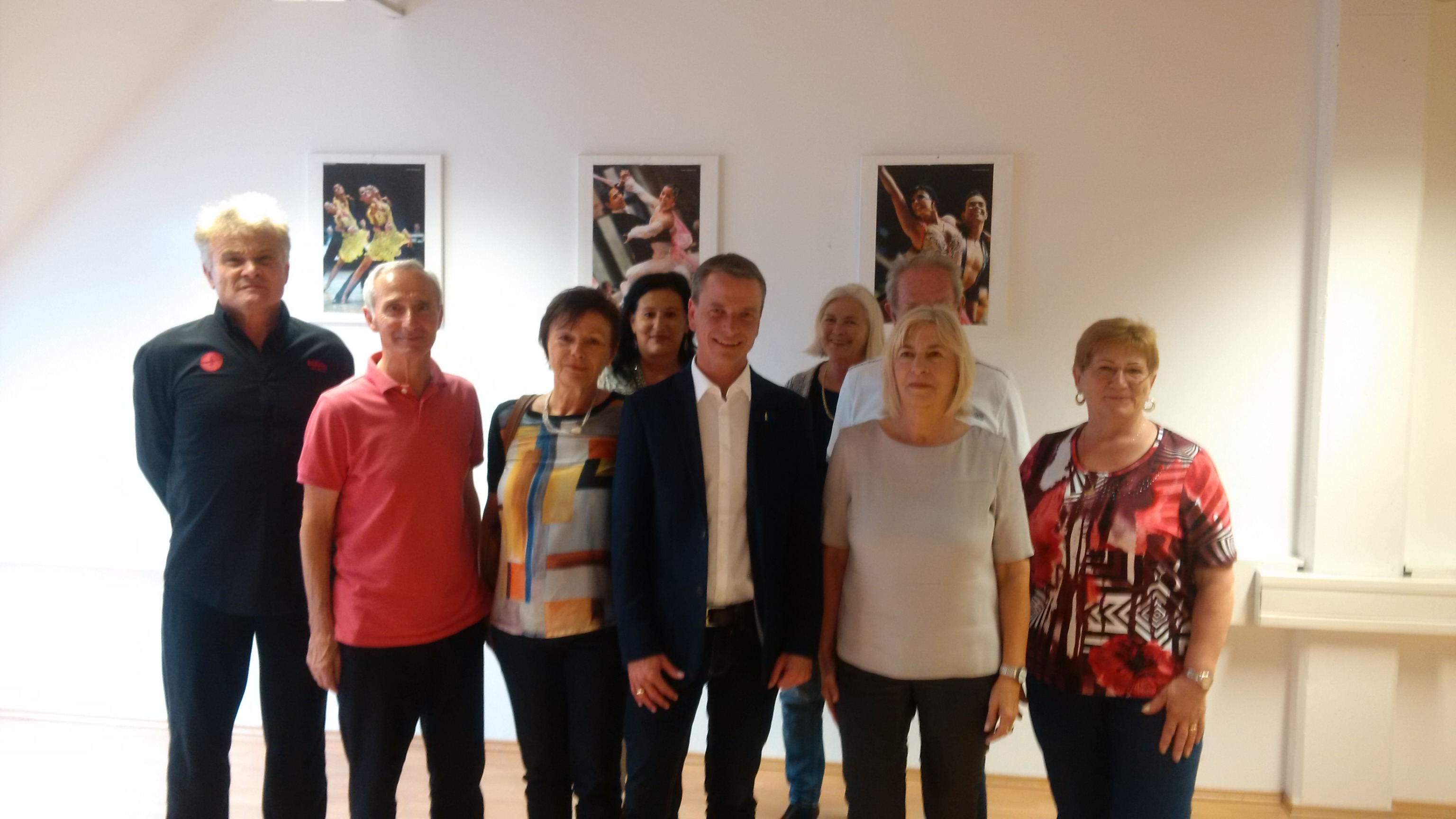 Kürzlich stattete Vizebürgermeister und SeniorInnenreferent Christoph Kaufmann dem Verein Aktiv 50plus einen Besuch ab. Dort führte ihn Obmann DI Walter Mair  durch das Zentrum für Bewegung - Geist - Tanz/Rhytmik und Gesundheit für die Generation 50plus.