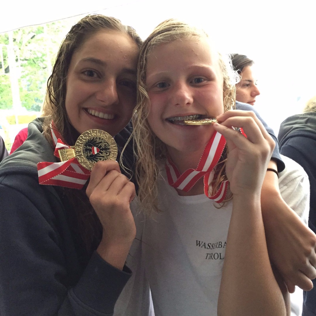 In einem spannenden Finalspiel gegen Bregenz/Dornbirn gewannen die Damen des Wasserballclubs Tirol die Österreichischen Staatsmeisterschaften. Sportreferent Vizebürgermeister Christoph Kaufmann gratulierte persönlich der Mannschaft und bedankte sich bei den TrainerInnen sowie bei Präsident Richard Kössler für die erfolgreiche Saison.