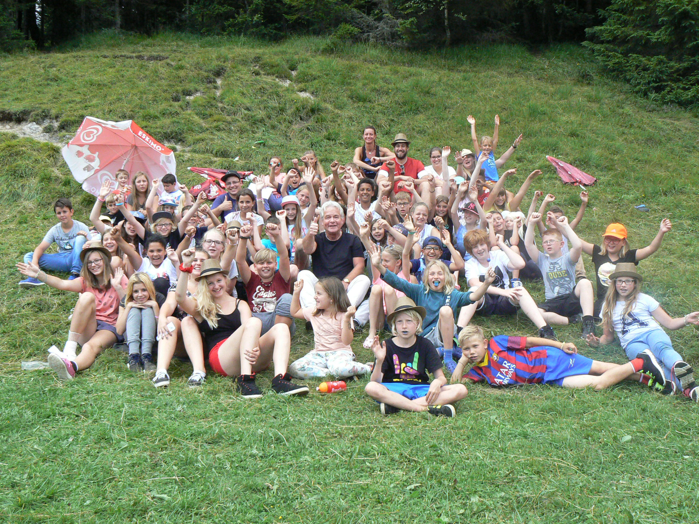 Auch Bildungsstadtrat Ernst Pechlaner schaute im Feriencamp vorbei.