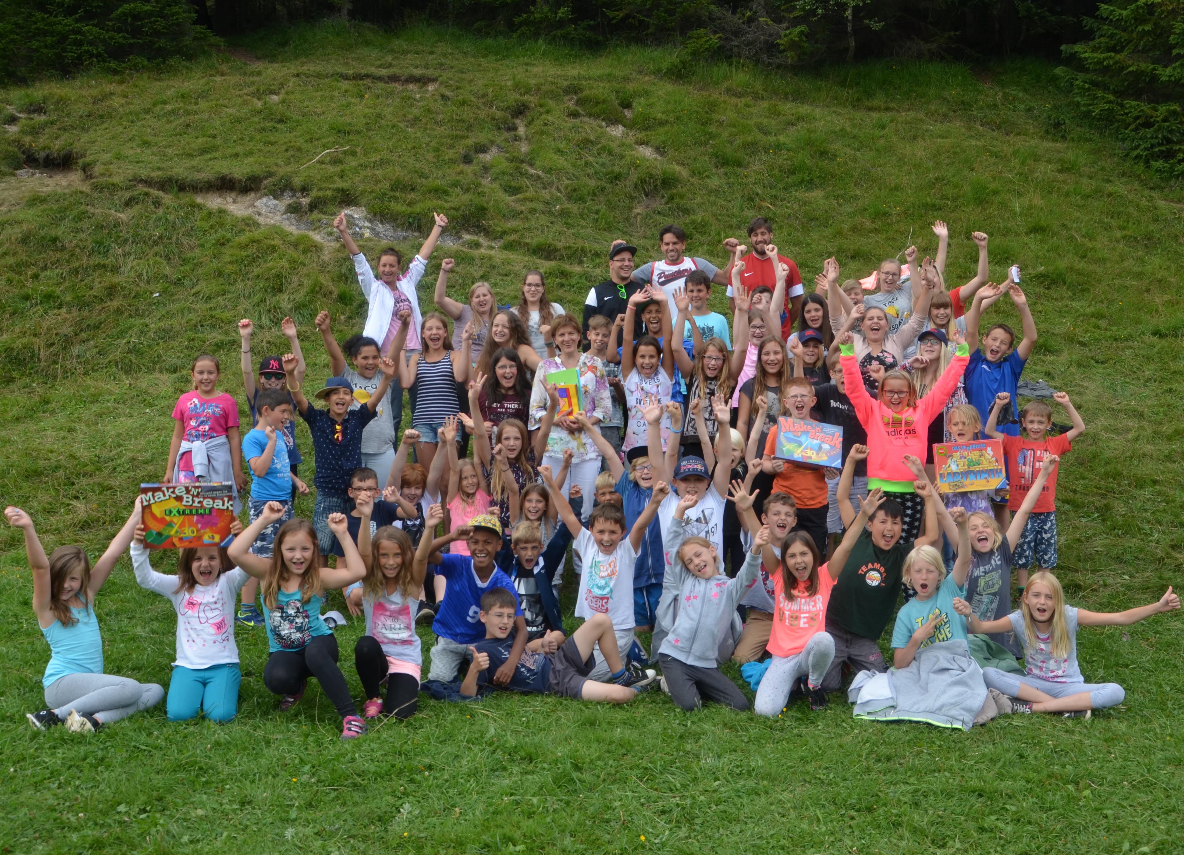 Bürgermeisterin Christine Oppitz-Plörer stattete den Kindern in Wildmoos einen Besuch ab.