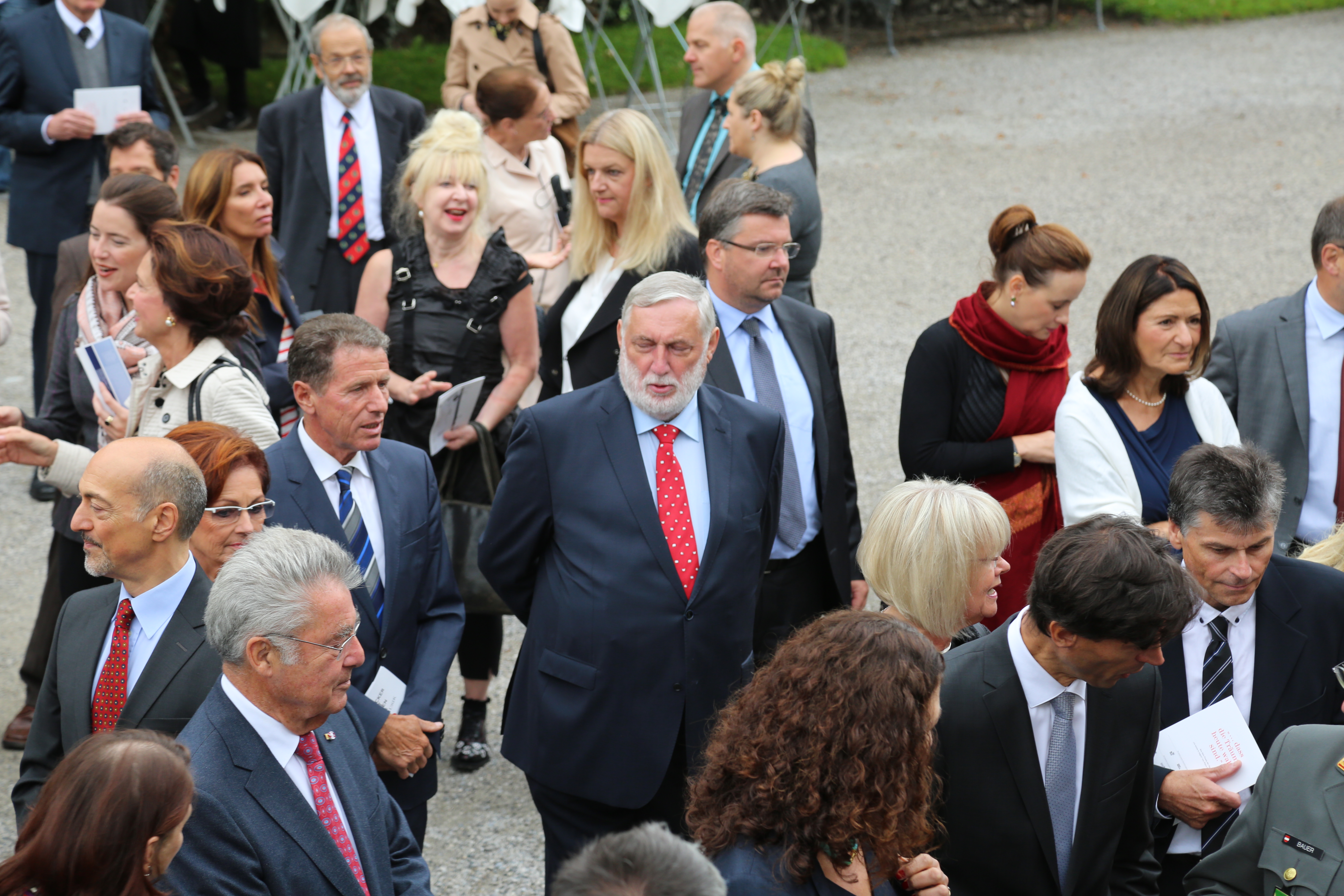 Am 12. August wurden die Innsbrucker Festwochen der Alten Musik feierlich eröffnet. Am Bild: Mag. Wolfgang Sobotka (Bundesminister für Inneres), Landeshauptmann Günther Platter, Bundespräsident a.D. Dr. Heinz Fischer mit Gattin Margit, Alessandro De Marchi (Künstlerischer Leiter der Innsbrucker Festwochen), Innsbrucks Bürgermeisterin Mag.a Christine Oppitz-Plörer.