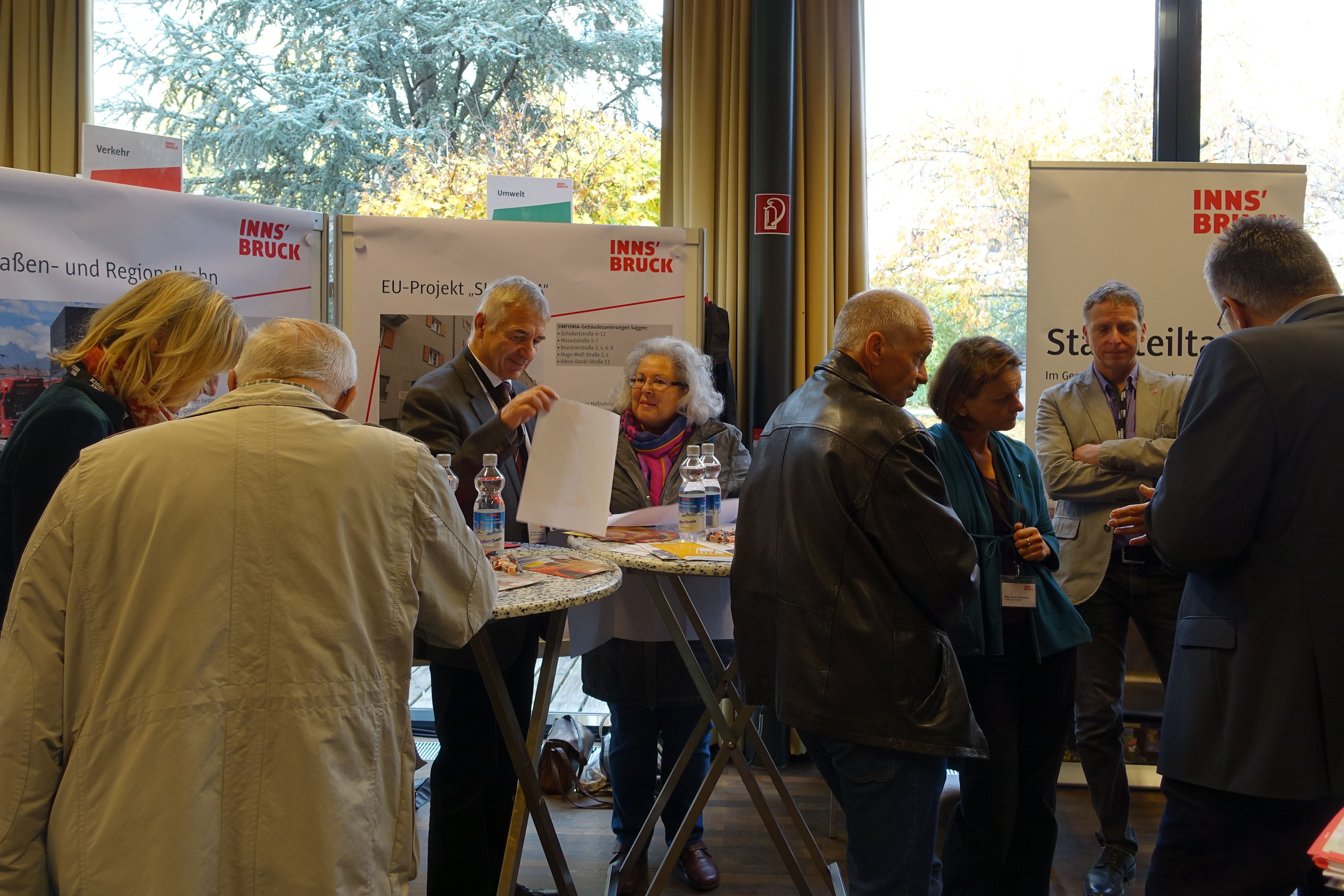 Beim Stadtteiltag im Wohnheim Saggen informierten sich die BesucherInnen über aktuelle Projekte.