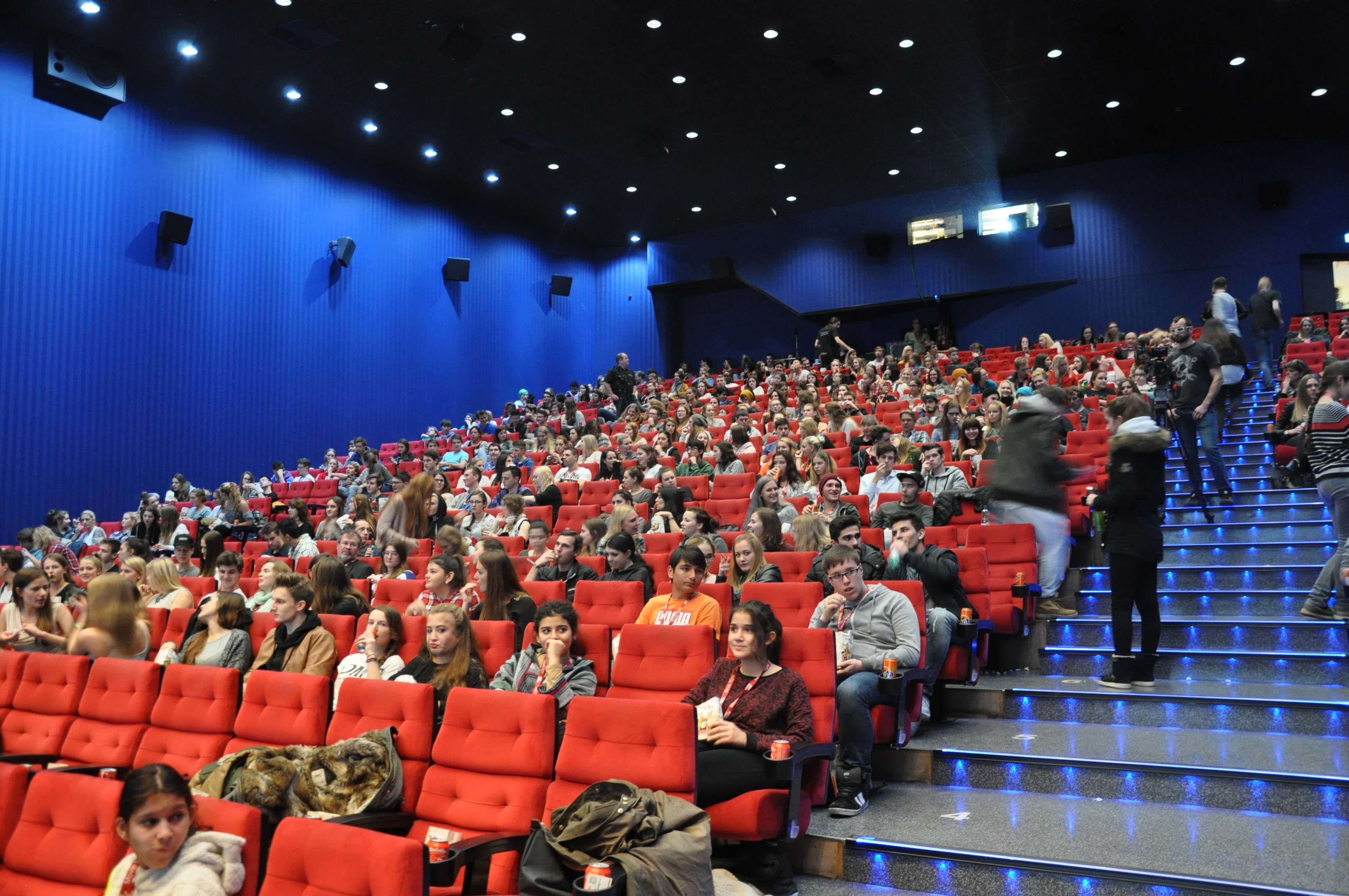 1.200 JungbürgerInnen füllen die Plätze des Metropol Kinos bei der "MyInnsbruck Movie Night".
