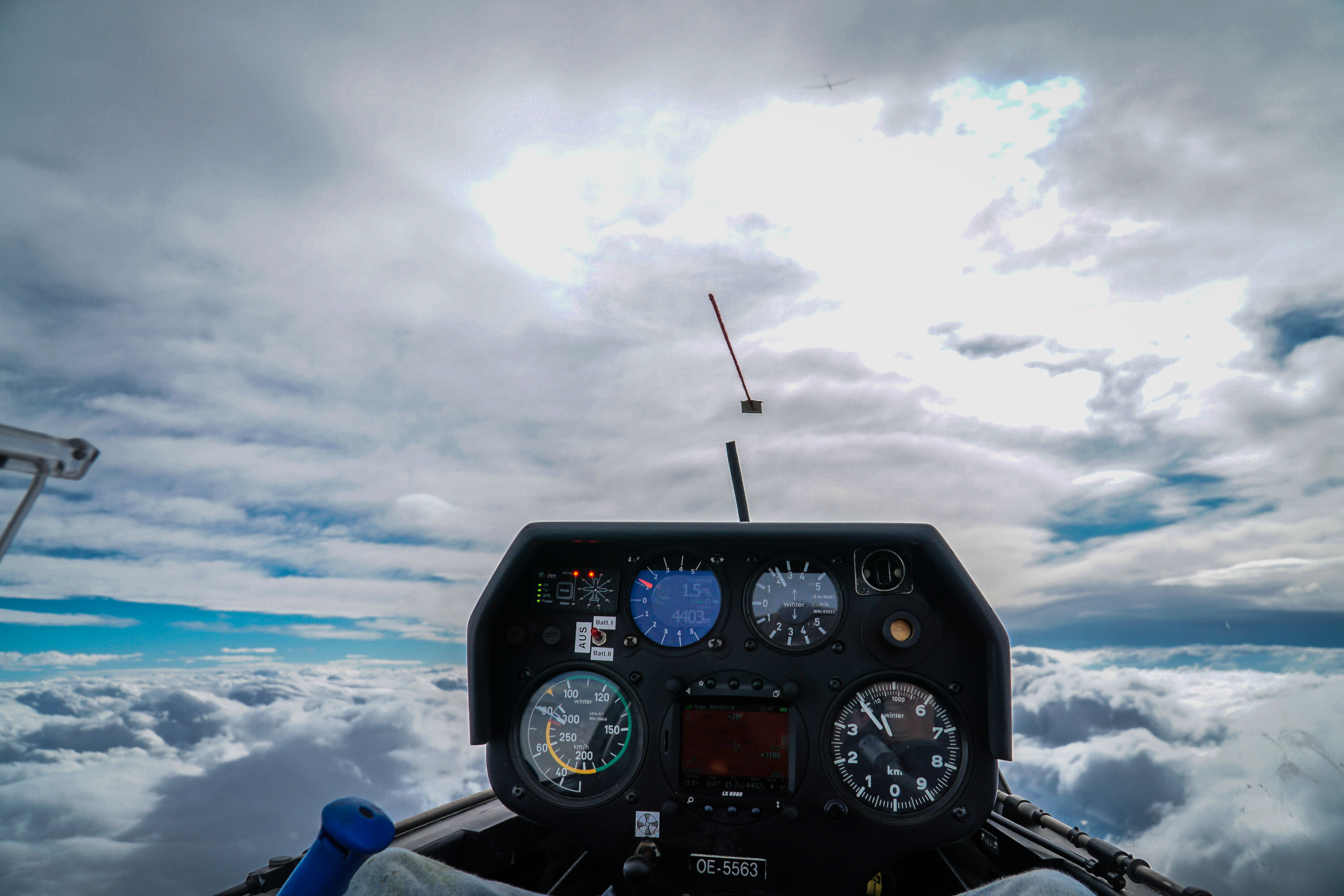 Der atemberaubende Blick aus dem Cockpit auf über 4.000 Metern