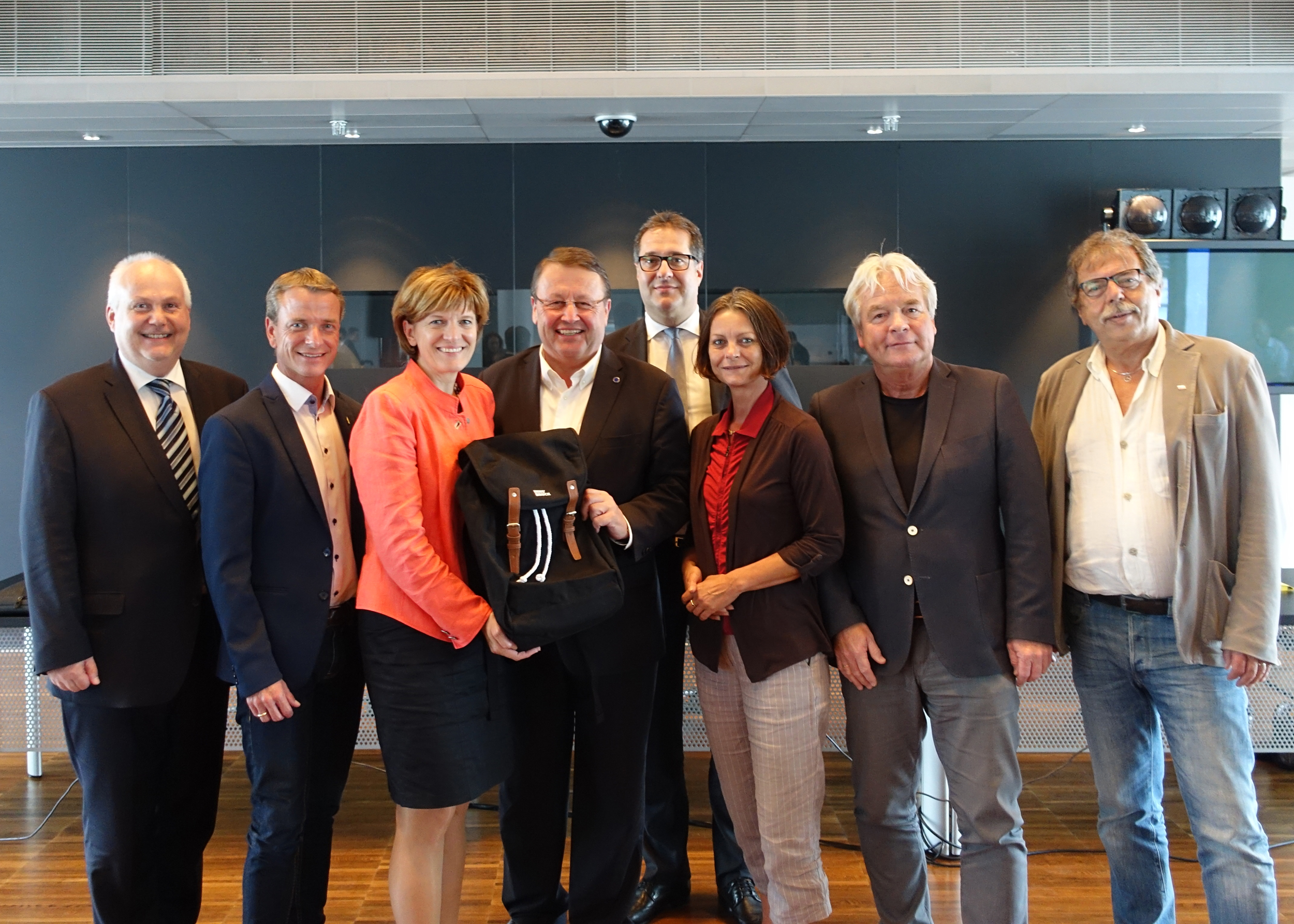 Der EU-Abgeordnete mit der Innsbrucker Stadtregierung.